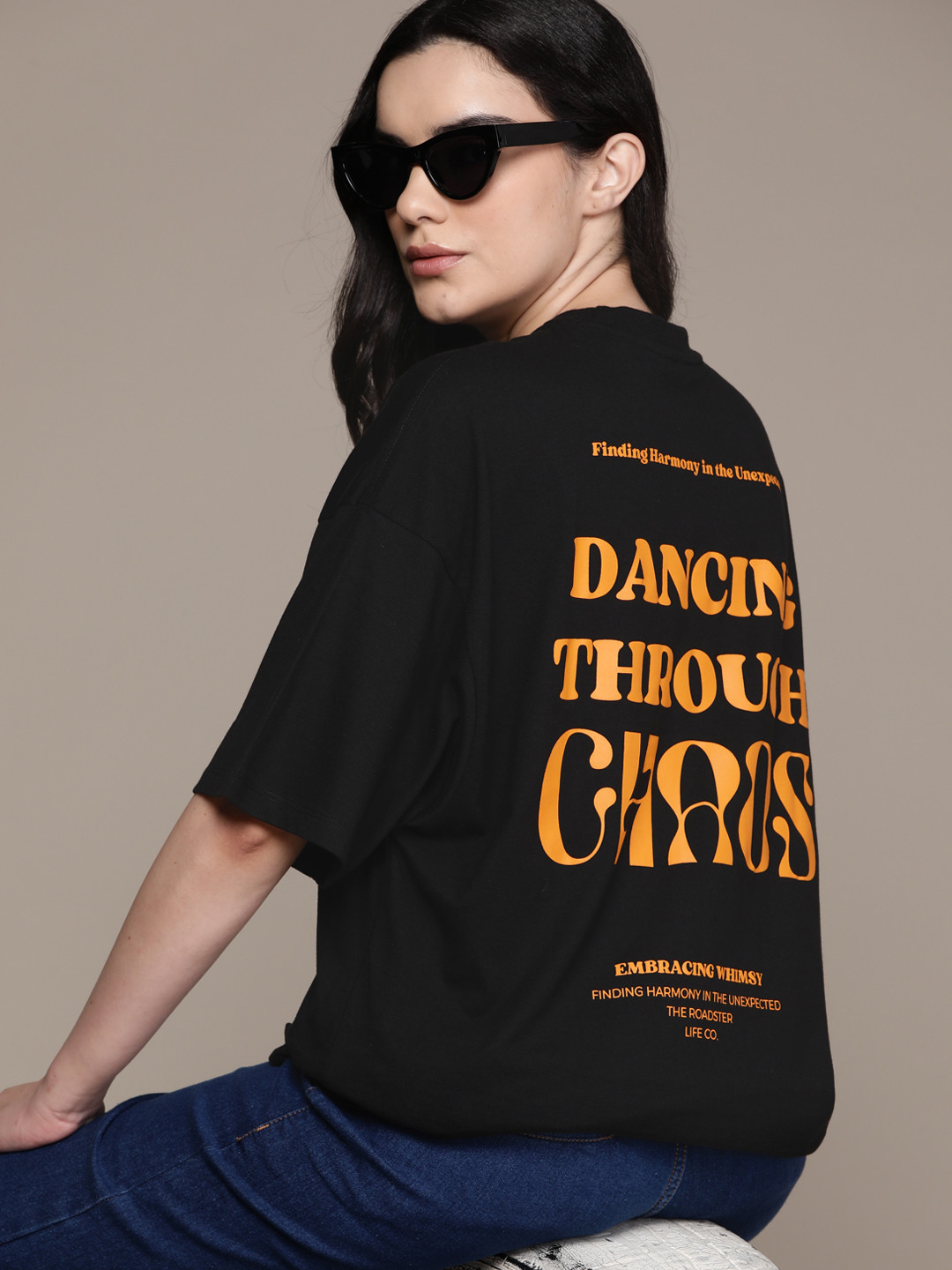 The Roadster Lifestyle Co. Printed Drop-Shoulder Sleeves Oversized Longline T-shirt