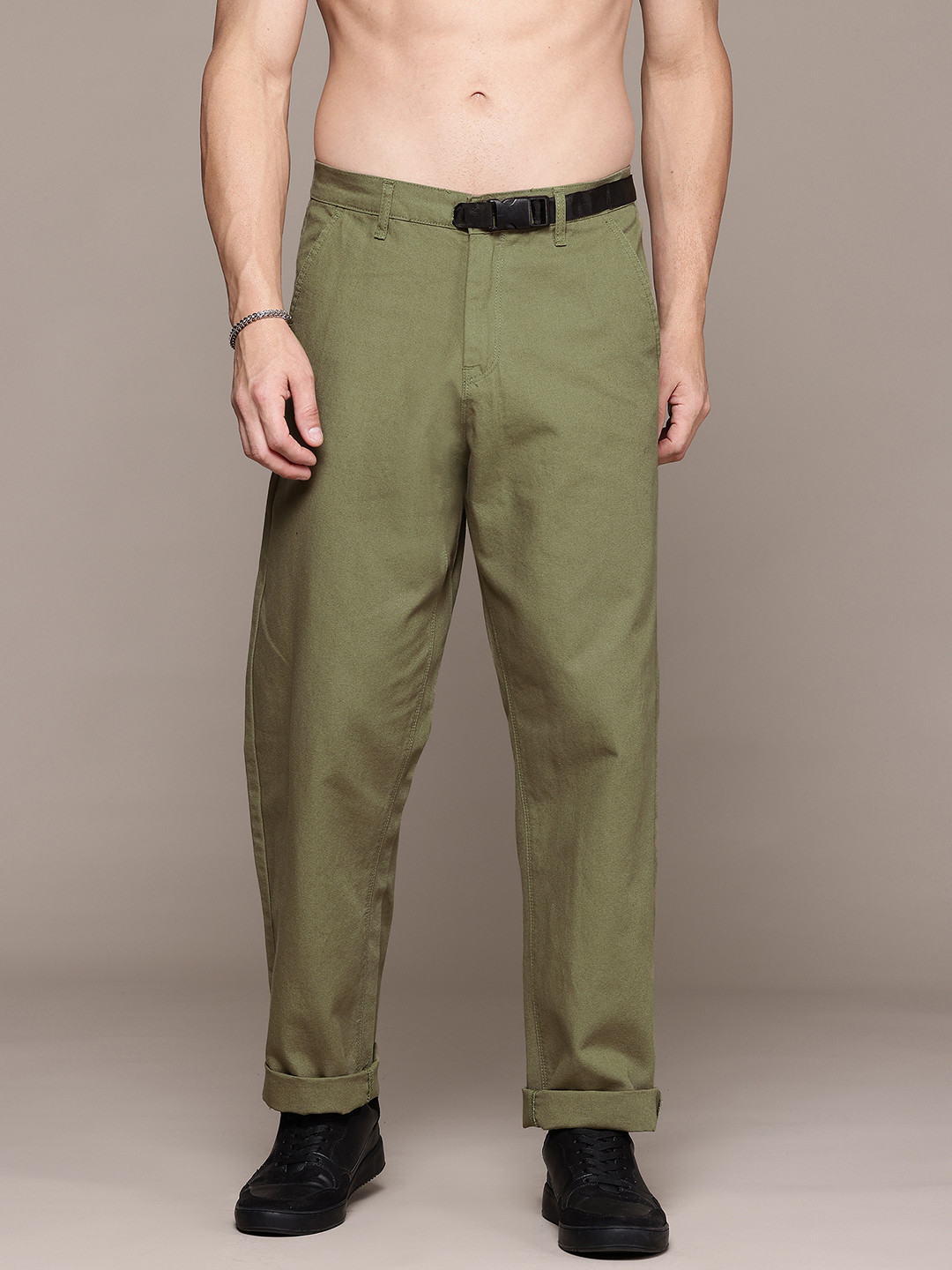 The Roadster Lifestyle Co. Men Buckle Detail Cotton Relaxed Fit Trousers