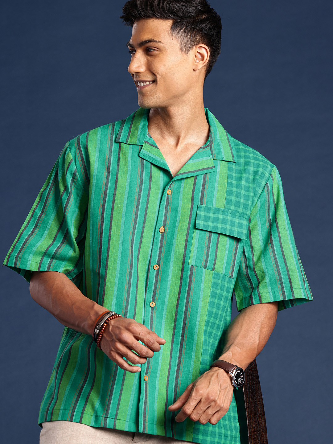 Taavi Relaxed Fit Vertical Stripes Cuban Collar Pure Cotton Nagari Weaves Casual Shirt