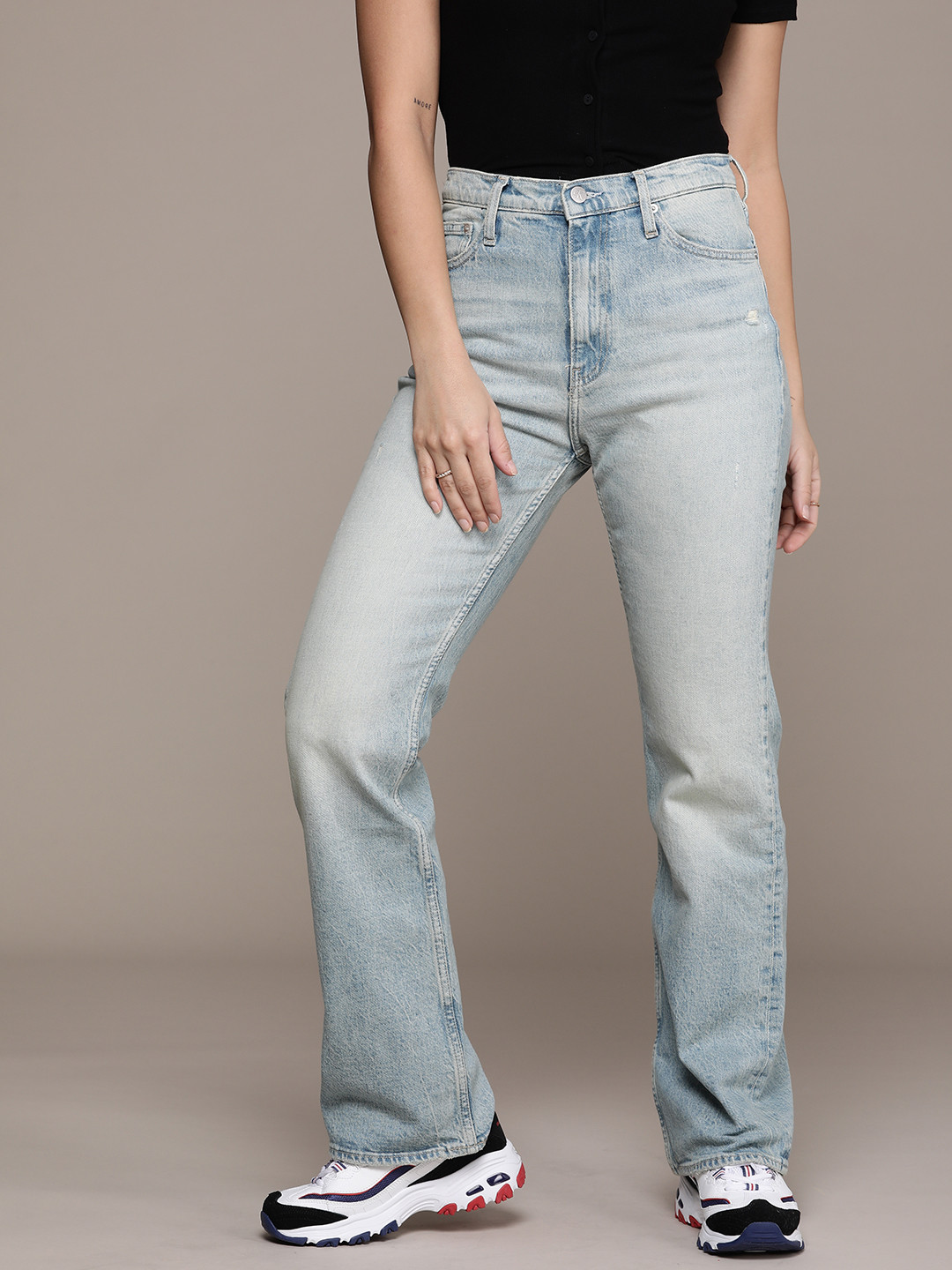 Calvin Klein Jeans Women Bootcut Heavy Fade Low Distress Stretchable Jeans