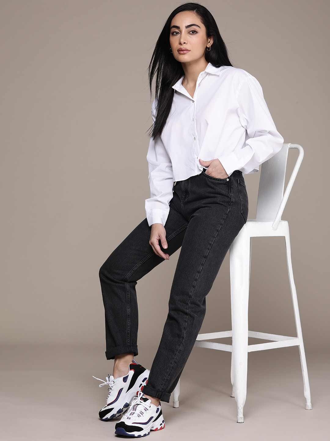 Calvin Klein Jeans Women Straight Fit Jeans