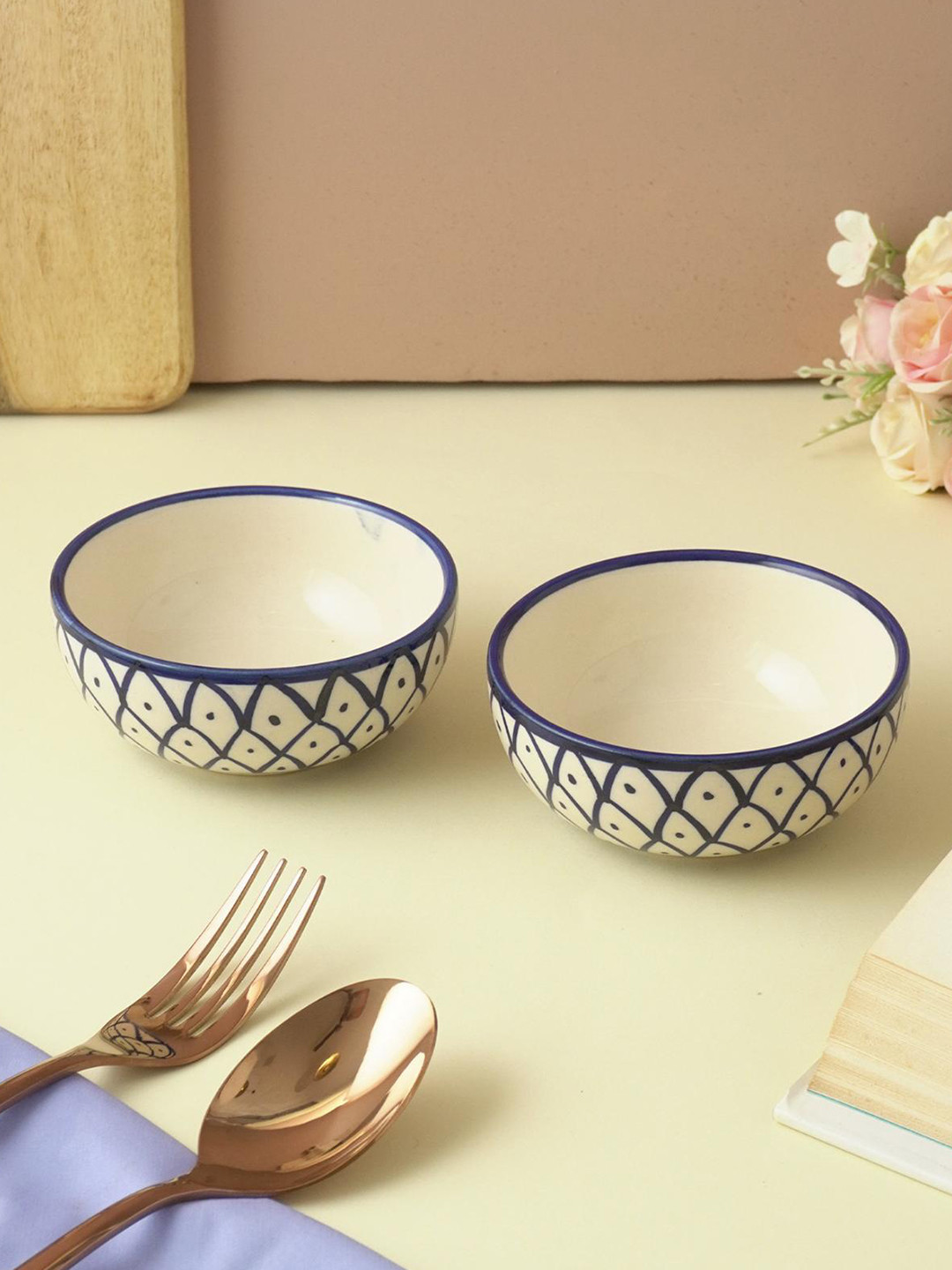 The Decor Mart Blue & Off White 2 Pieces Textured Ceramic Glossy Bowls