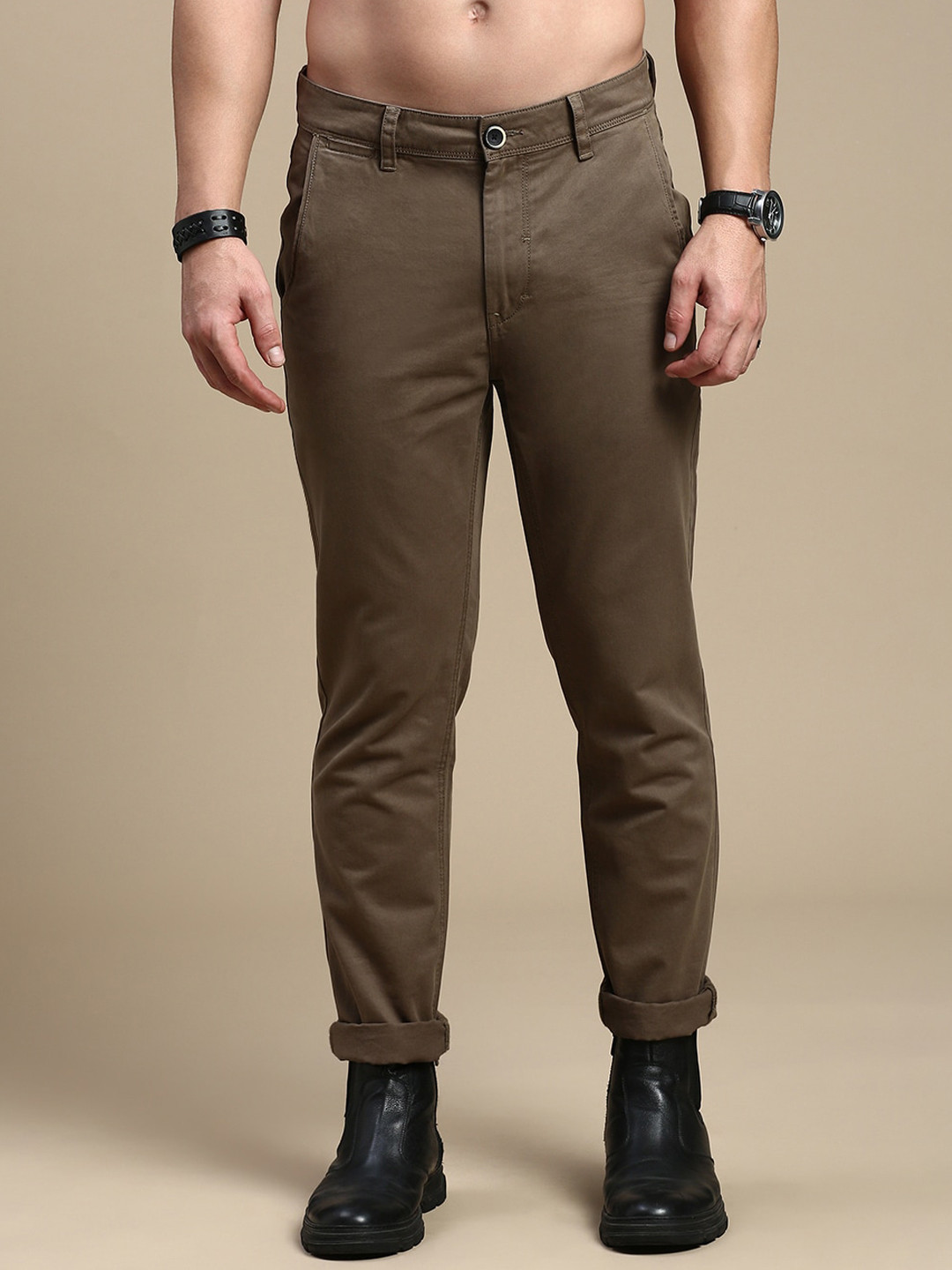The Roadster Lifestyle Co. Men Olive Green Relaxed Slim-Fit Mid-Rise Chinos