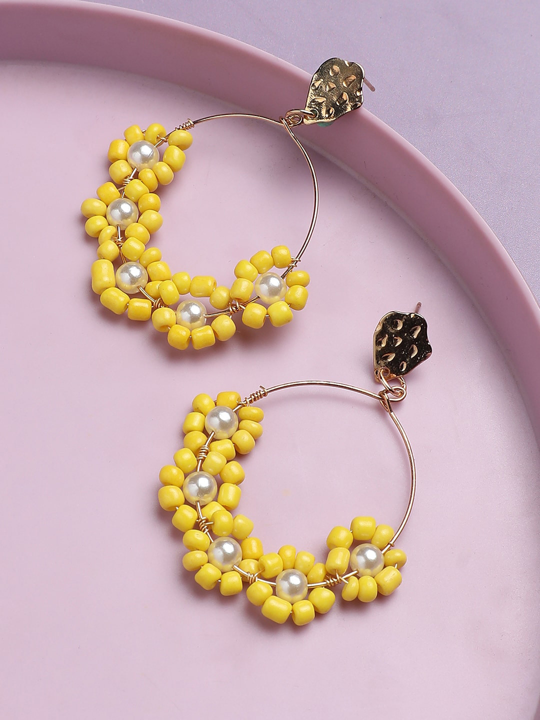 Sangria Gold-Toned & Yellow Gold Plated Beads Beaded Floral Hoop Earrings
