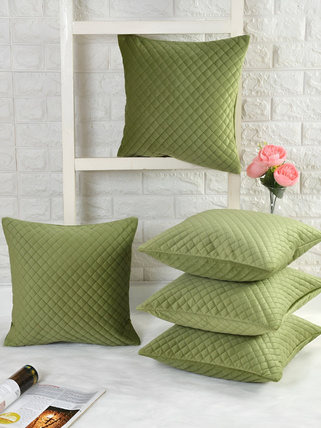 HOMADORN Olive Green 5 Pieces Checked Velvet Square Cushion Covers
