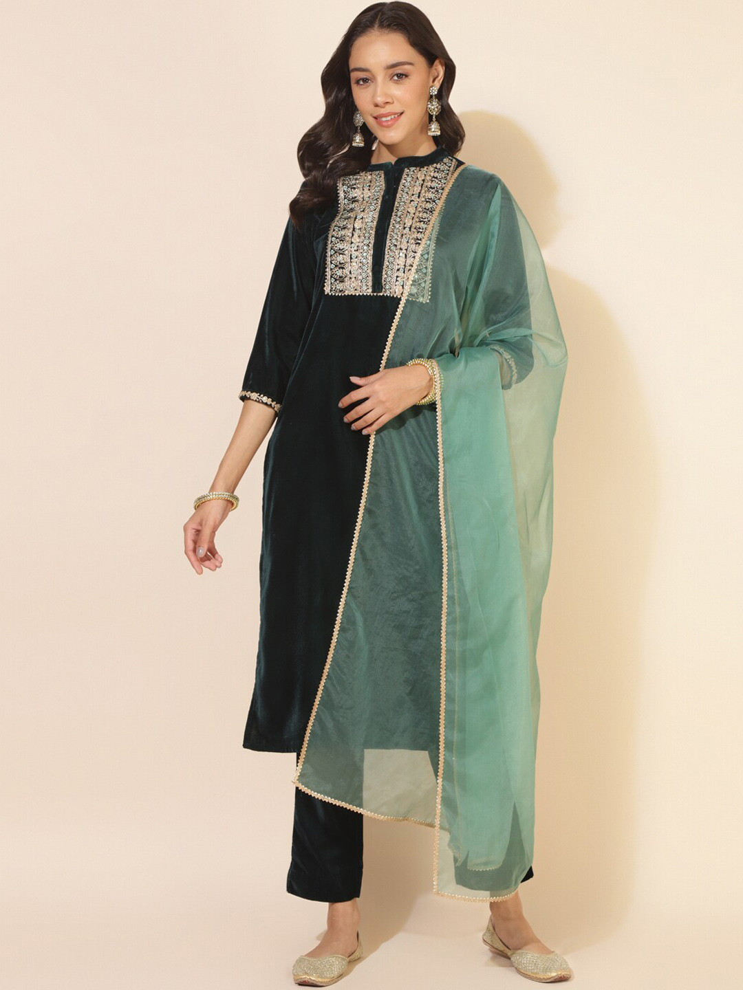 Janasya Yoke Design Thread Work Gotta Patti Velvet Kurta with Trousers & Dupatta