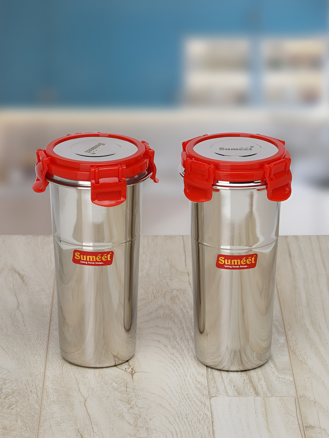 Sumeet Silver Stainless Steel Air Tight 2 Piece Clip-On Canister-550ml