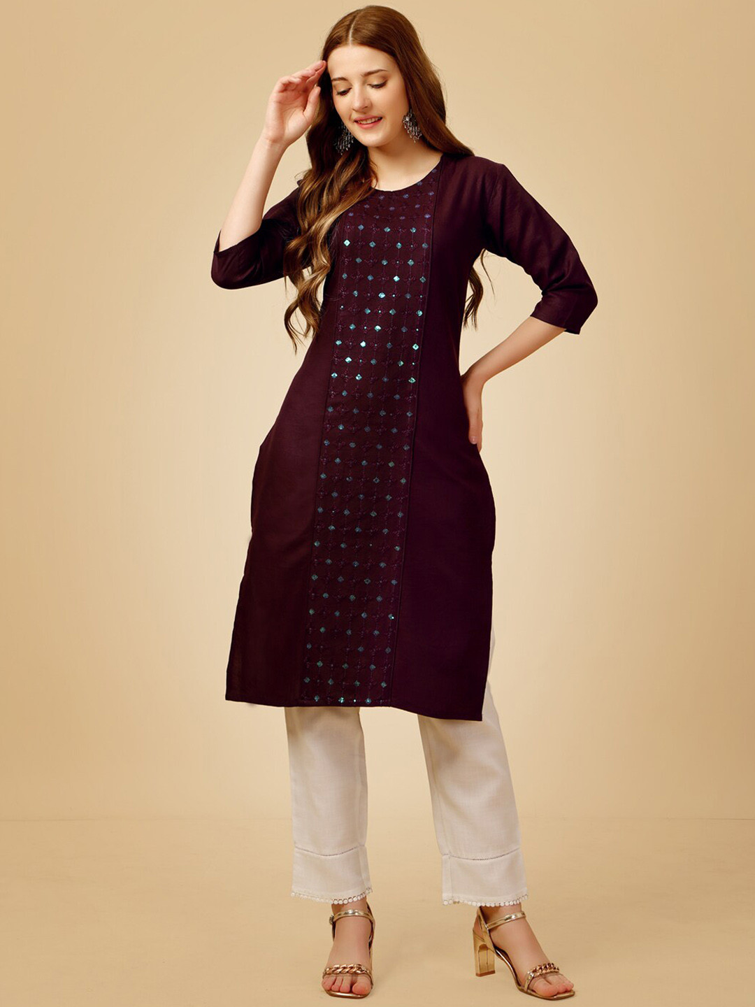 ARADHNA Floral Embroidered Three-Quarter Sleeves Sequinned Kurta With Churidar