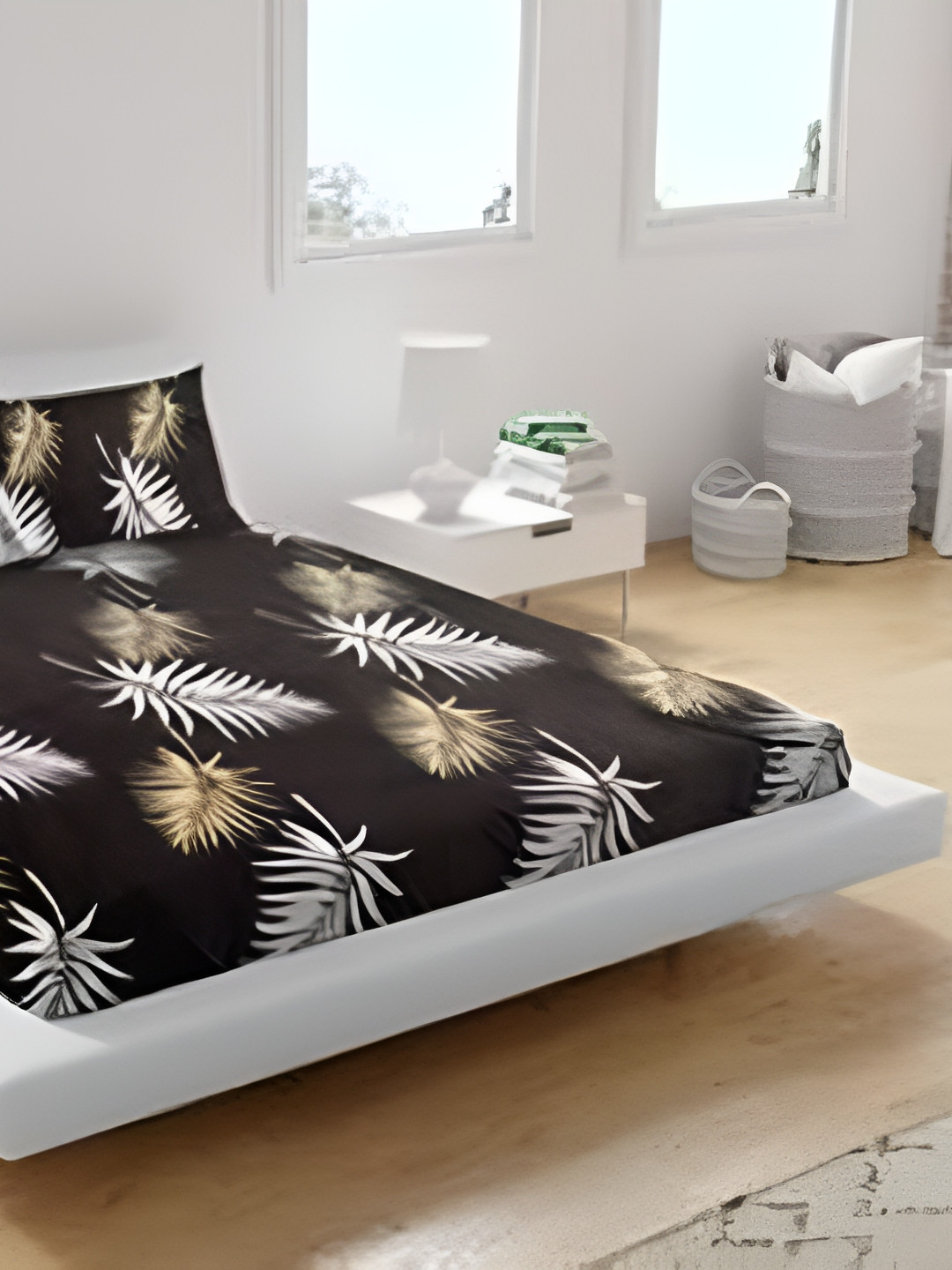Temoli Black Leaf Wool 260 TC Fitted King Fine Bedsheet with 2 Pillow Covers-78 x 72 inches