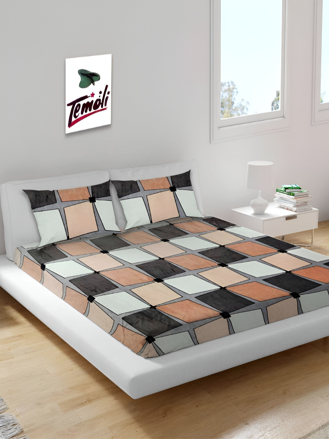Temoli White Geometric Wool 260 TC Fitted Super King Fine Bedsheet with 2 Pillow Covers-78 x 72 inches
