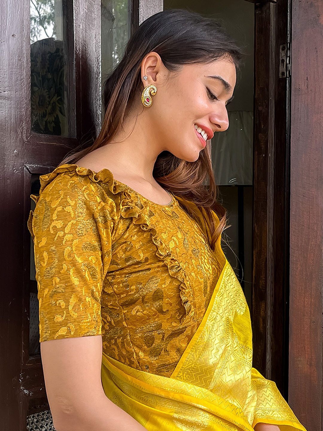 Bindigasm's Advi Woven Design Ruffles Detailed Stretchable Jacquard Saree Blouse