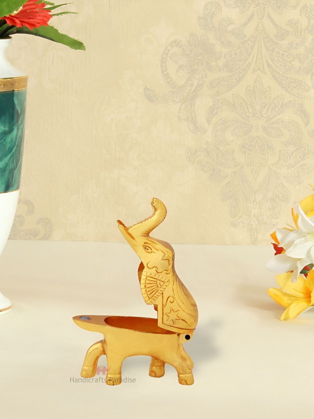 HANDICRAFTS PARADISE Gold Toned Roli Tikka Haldi kumkum Holder