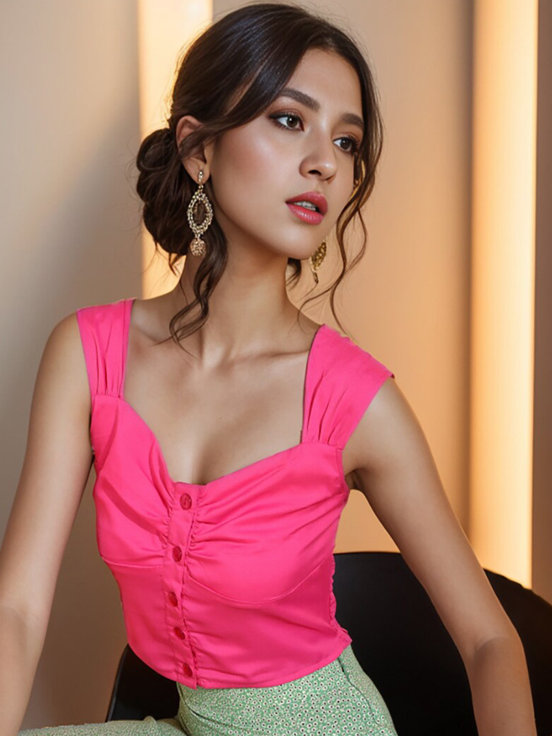 RARE Sweetheart Neck Crop Top