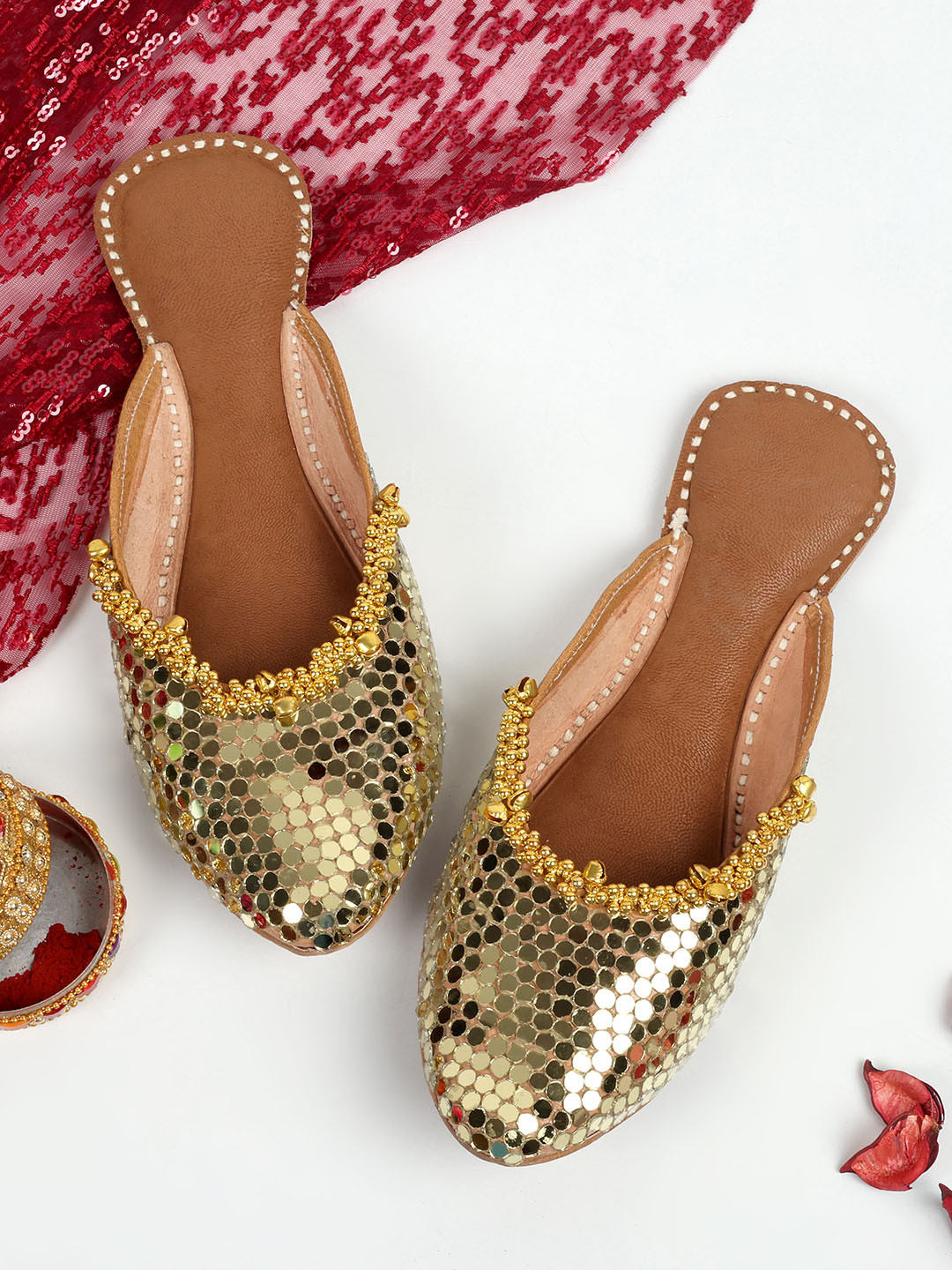 PehnawaCraft Embellished Leather Mojaris