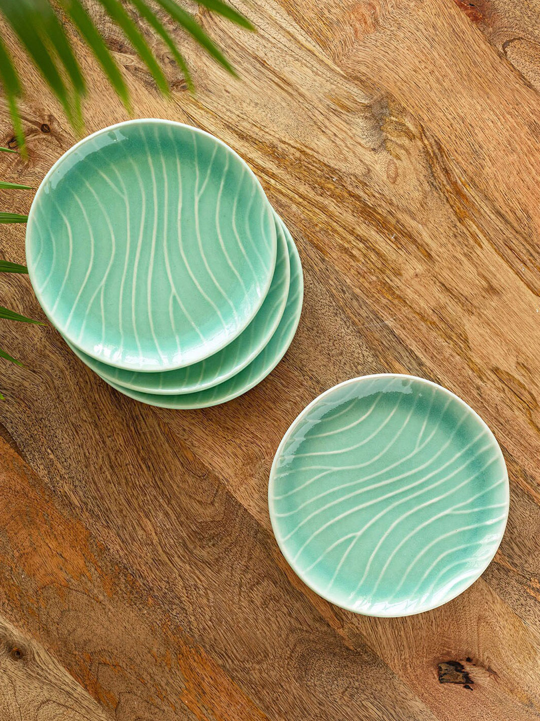 ExclusiveLane Caribbean Green 4 Pieces Ceramic Glossy Quarter Plates