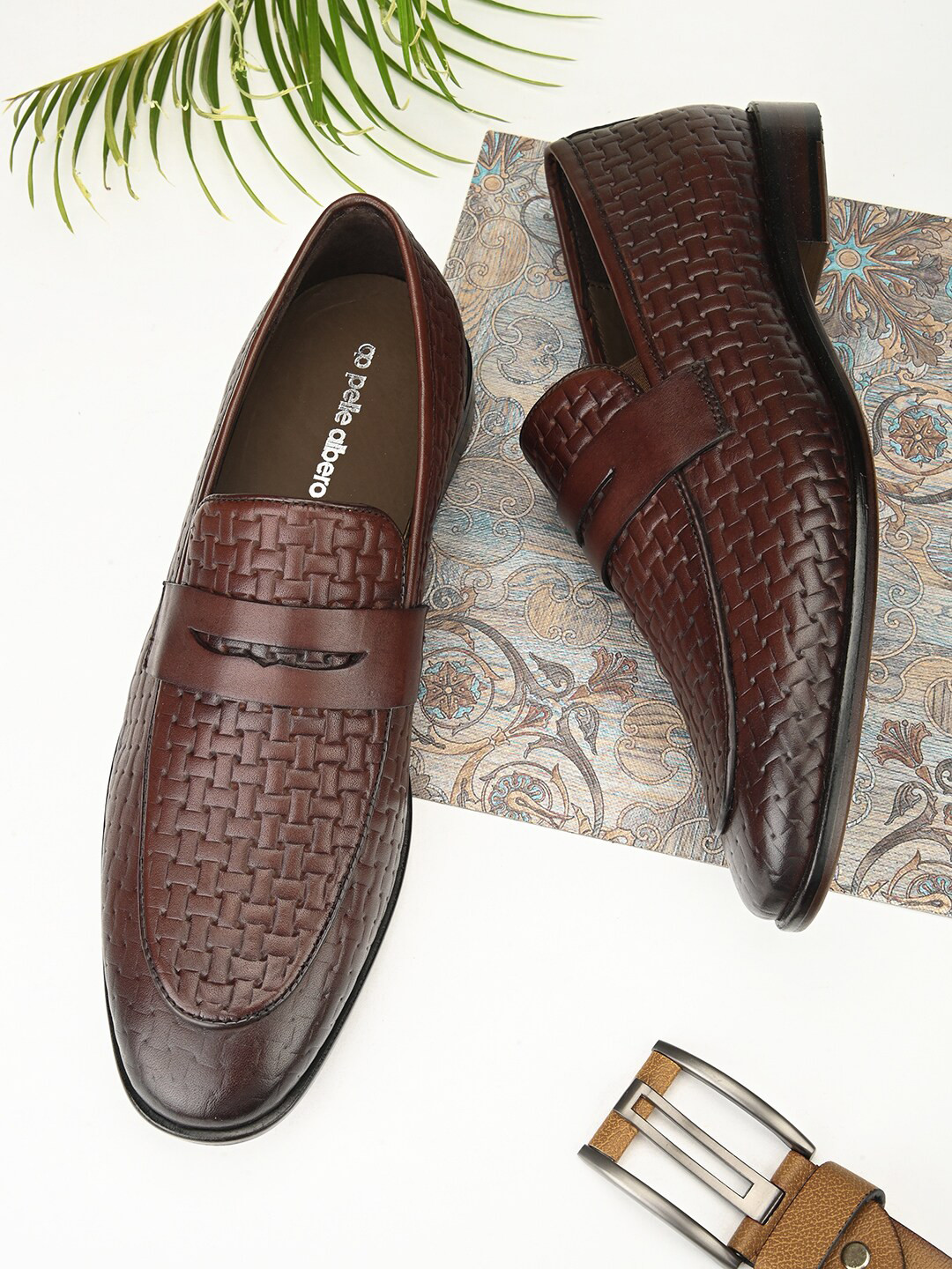 pelle albero Men Textured Leather Penny Loafers