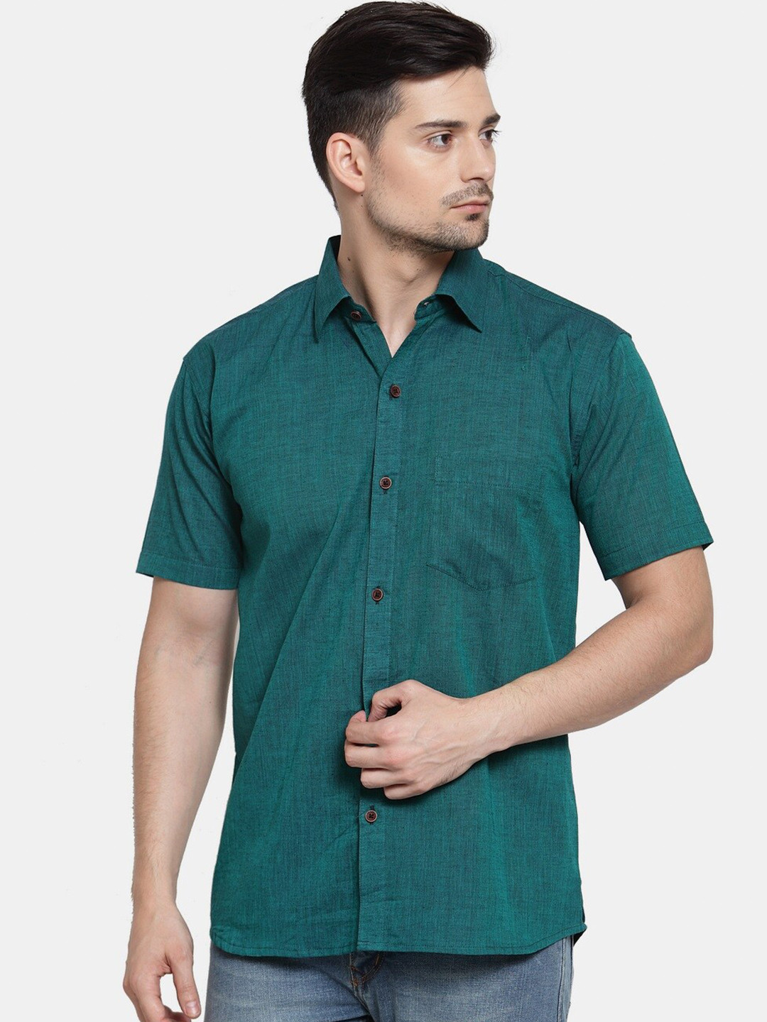 Enchanted Drapes Spread Collar Slim Fit Pure Cotton Shirt
