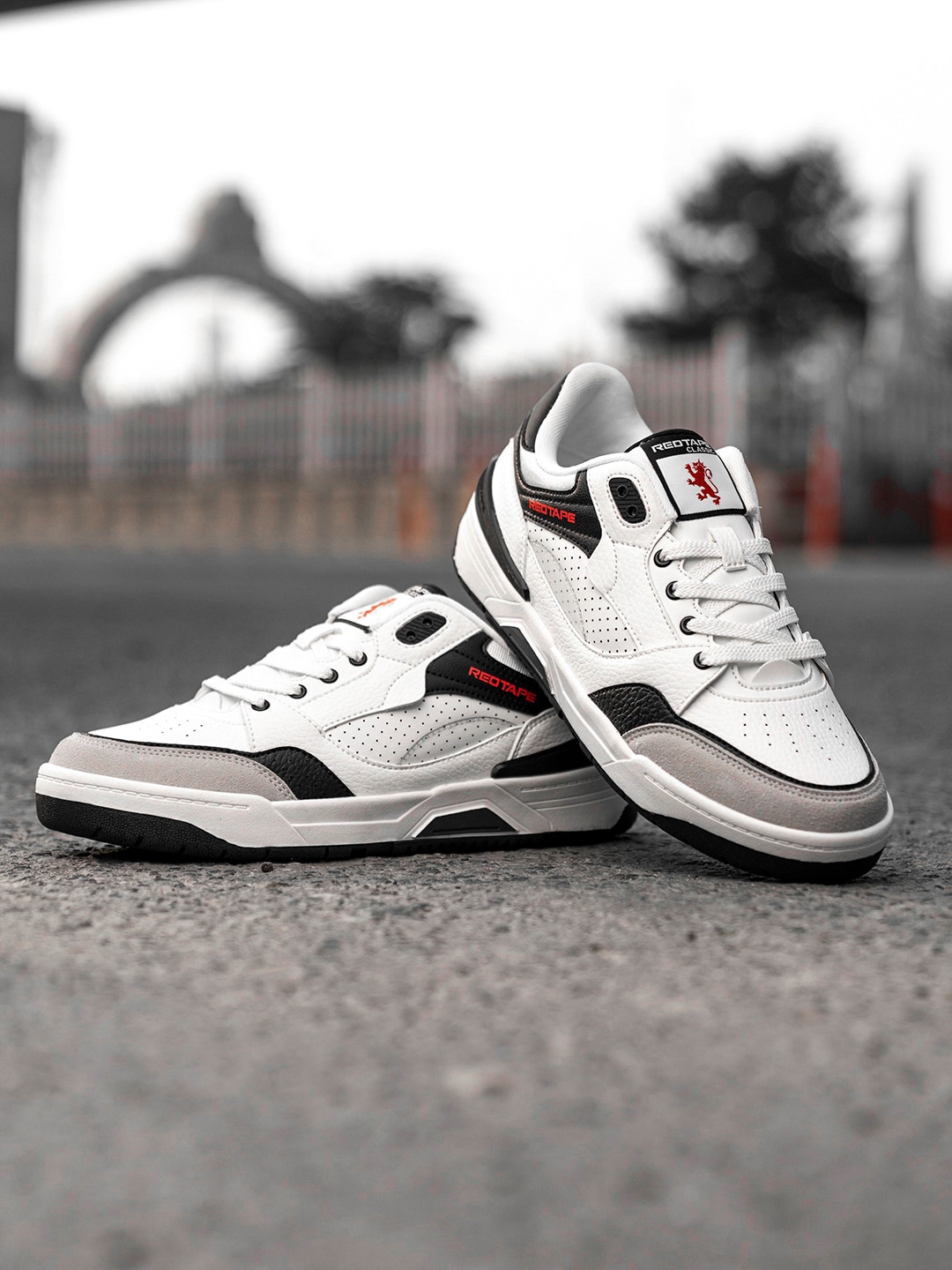 Perforated sneakers with laces new arrivals
