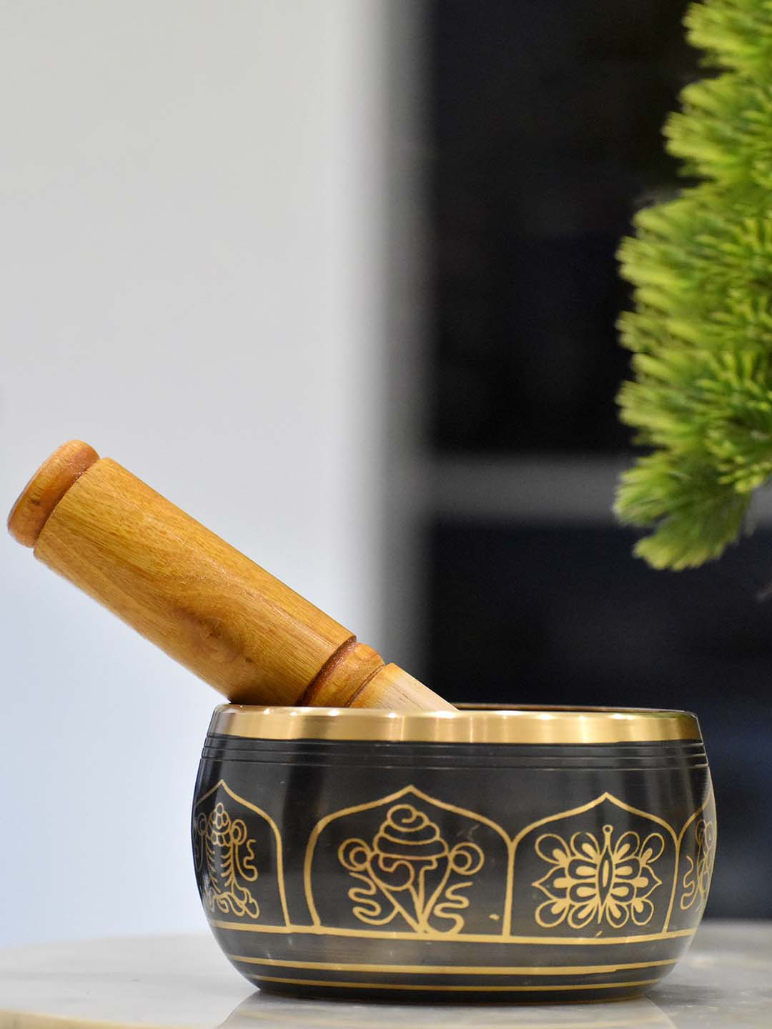 DSH Crafting Your Curiosity Black & Beige  Metal Decorative Bowl