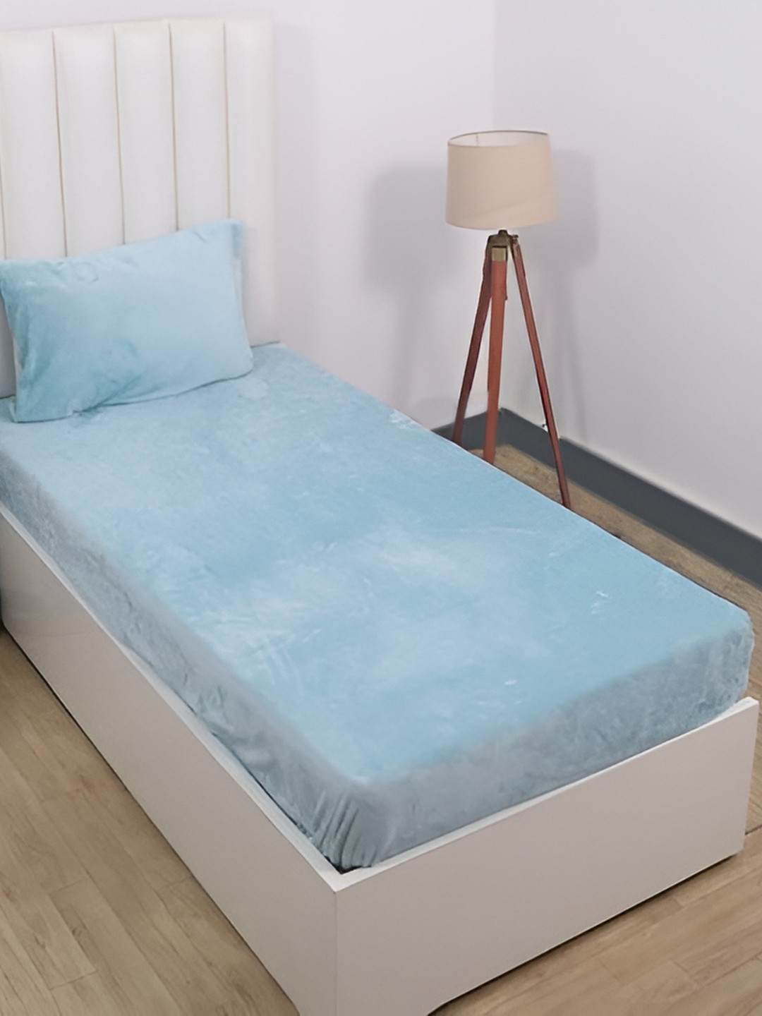 RD TREND Blue 210 TC Single Bedsheet with 1 Pillow Covers