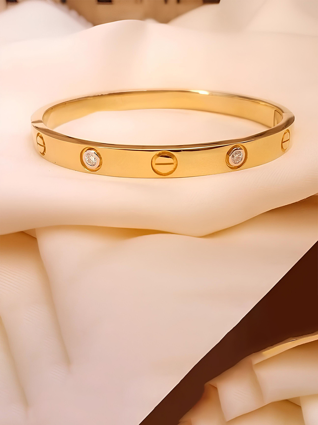 KARISHMA KREATIONS Unisex Stainlesssteel Gold-Plated Kada Bracelet
