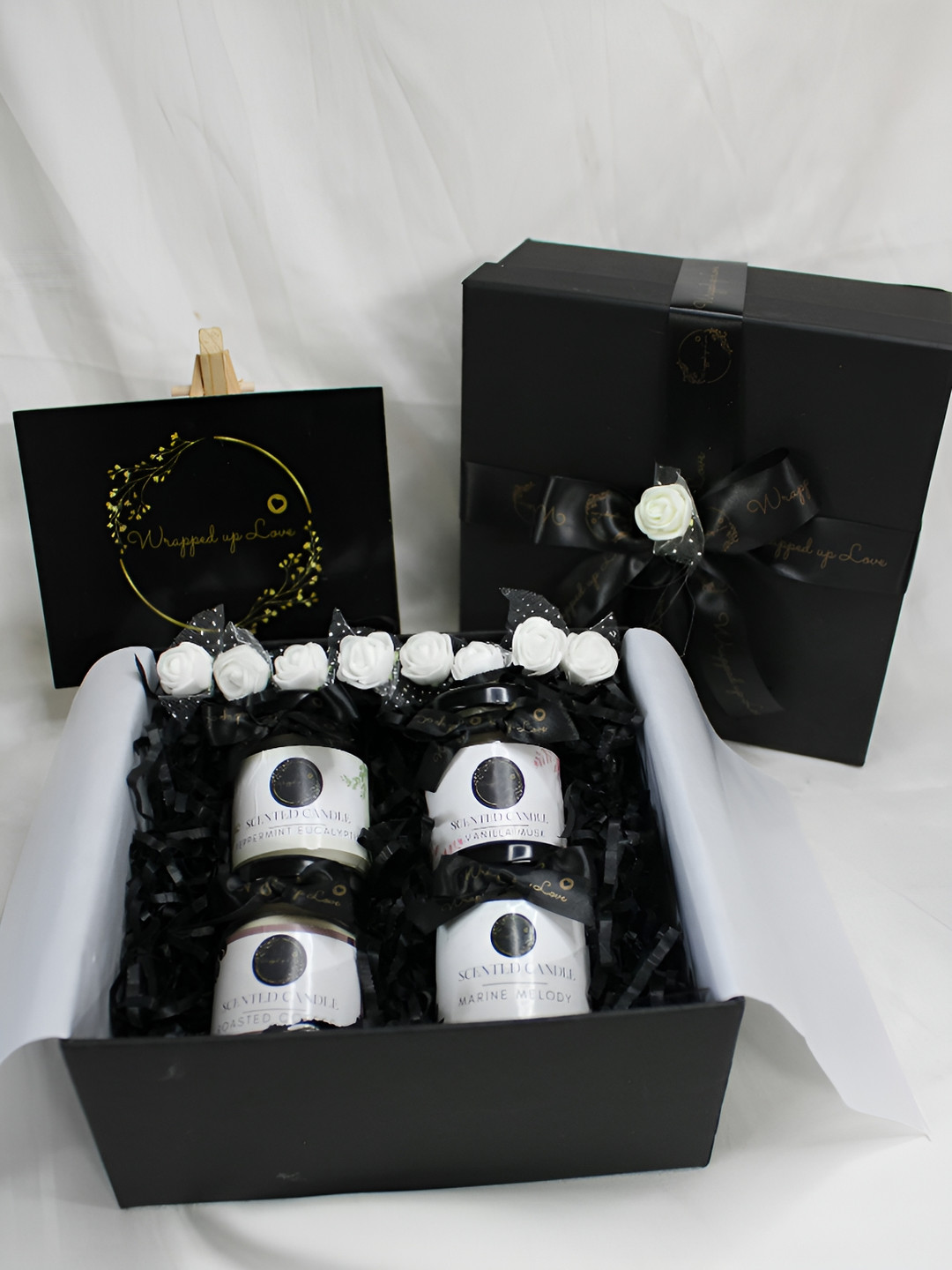 Wrapped up Love White Mini 4Pcs Roasted Coffee, Peppermint Eucalyptus, Vanilla Musk and Marine Melody Jar Candles