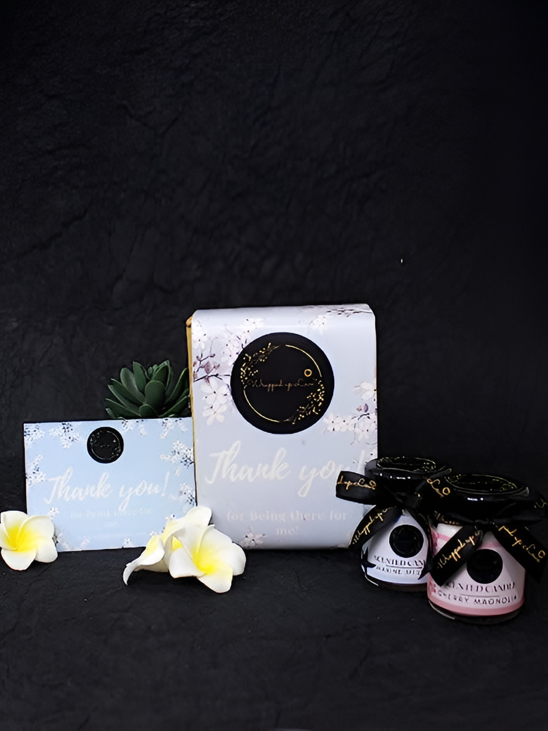 Wrapped up Love White Mini Gifting Set 2Pcs Vanilla Musk and Cherry Mangolia Jar Candles