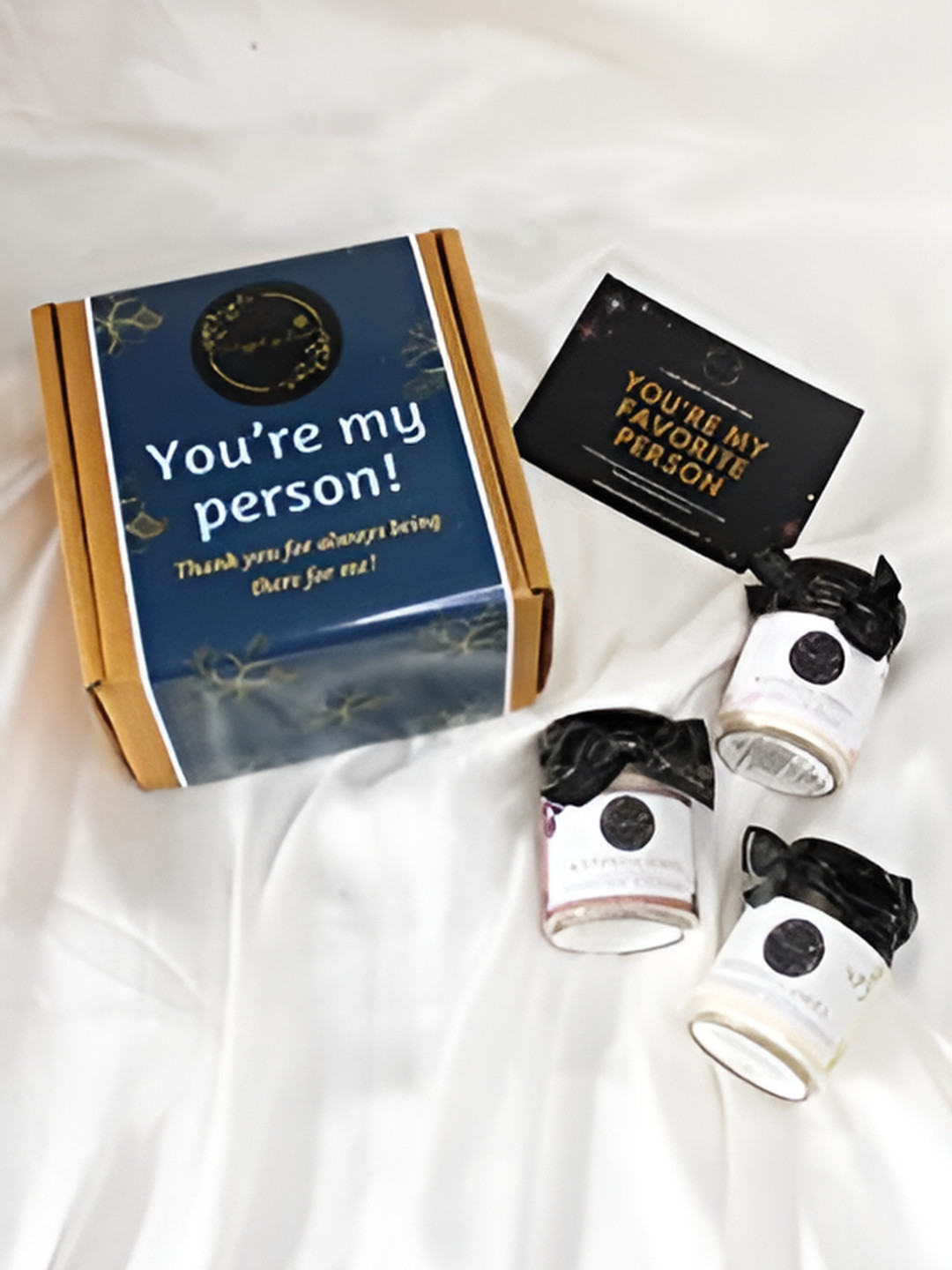 Wrapped up Love White Mini Soya Gifting Set 3Pcs Vanilla Musk, Roasted Coffee and Marine Melody Jar Candles