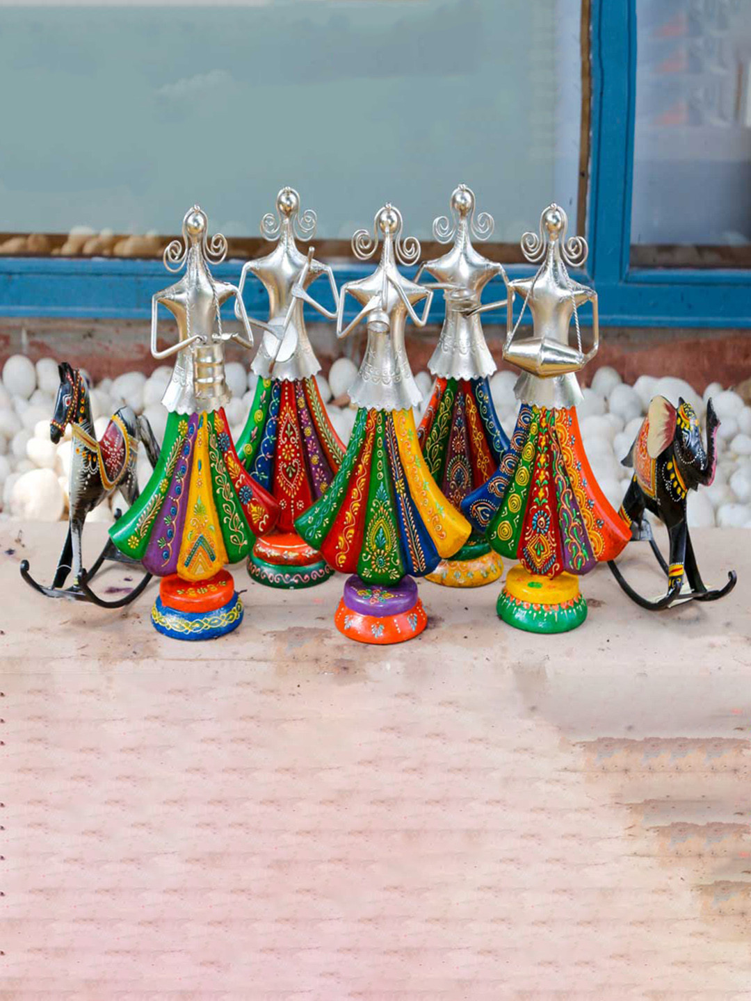 Indune Lifestyle Rajasthani Banjara Musicians Silver Wood Natural Living Room Music Set of 5 Small Showpieces - 11.8 Inches