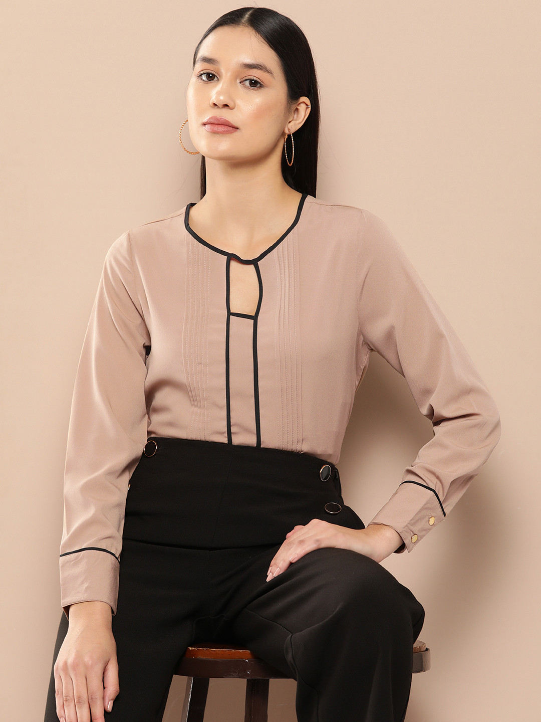 Chemistry Cut-Out & Pleated Detail Shirt Style Top