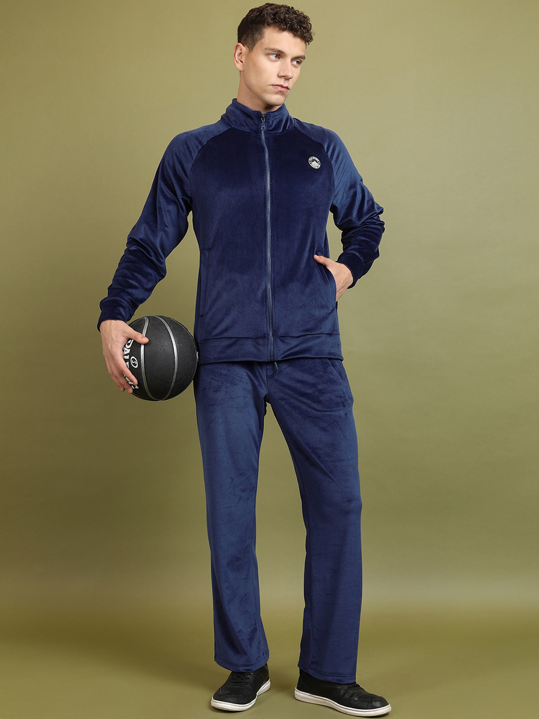HIGHLANDER Mock Collar Sweatshirt With Trousers