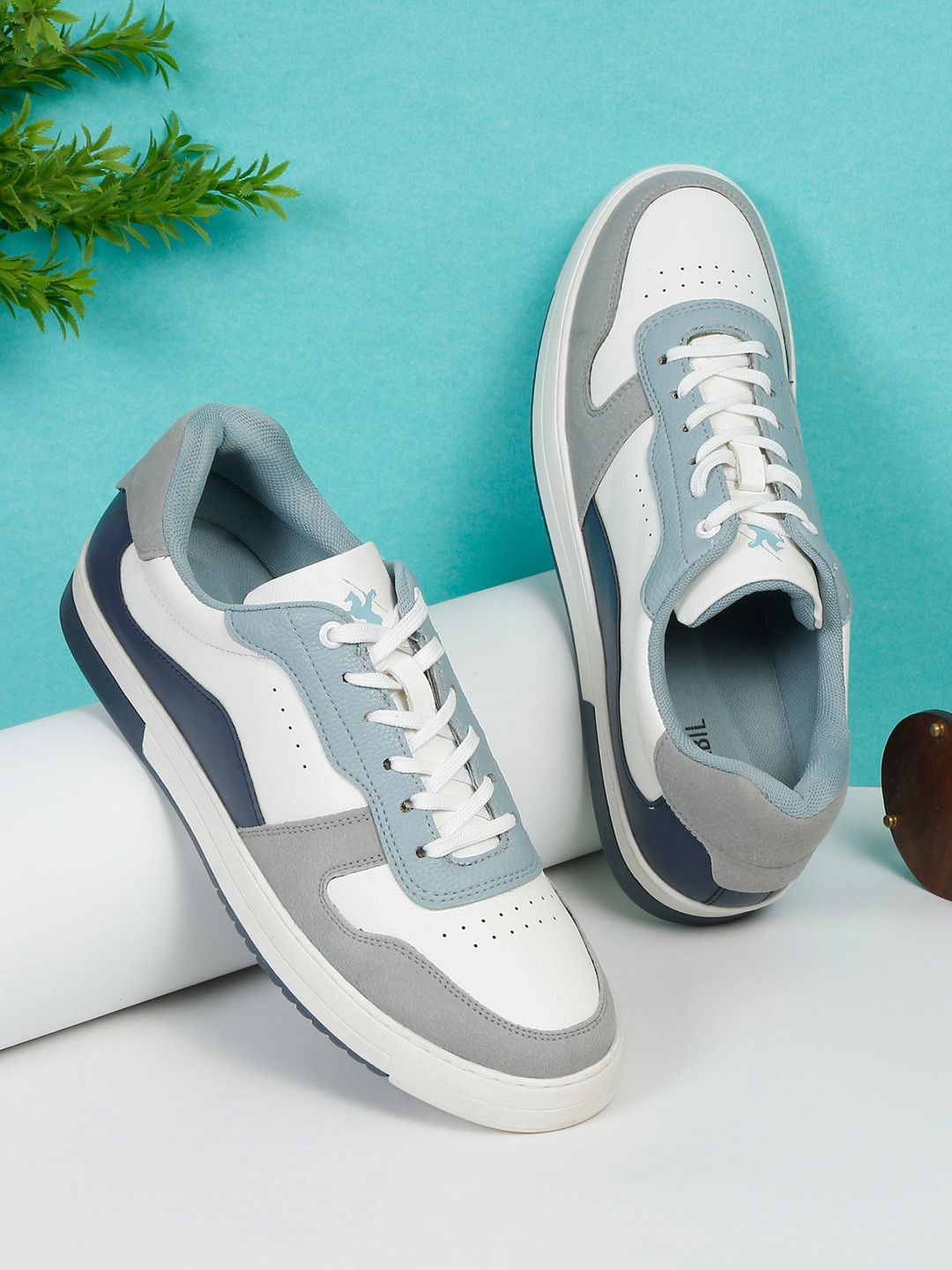 Cantabil Men Colourblocked Comfort Insole Sneakers