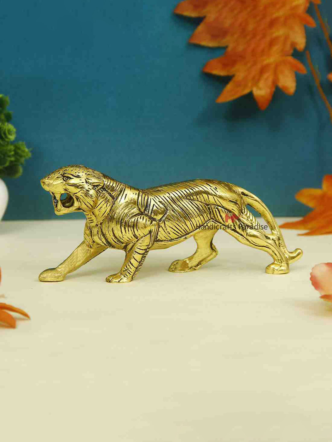 HANDICRAFTS PARADISE Tiger Gold Metal Metallic Living Room Small Showpiece - 9 Inches