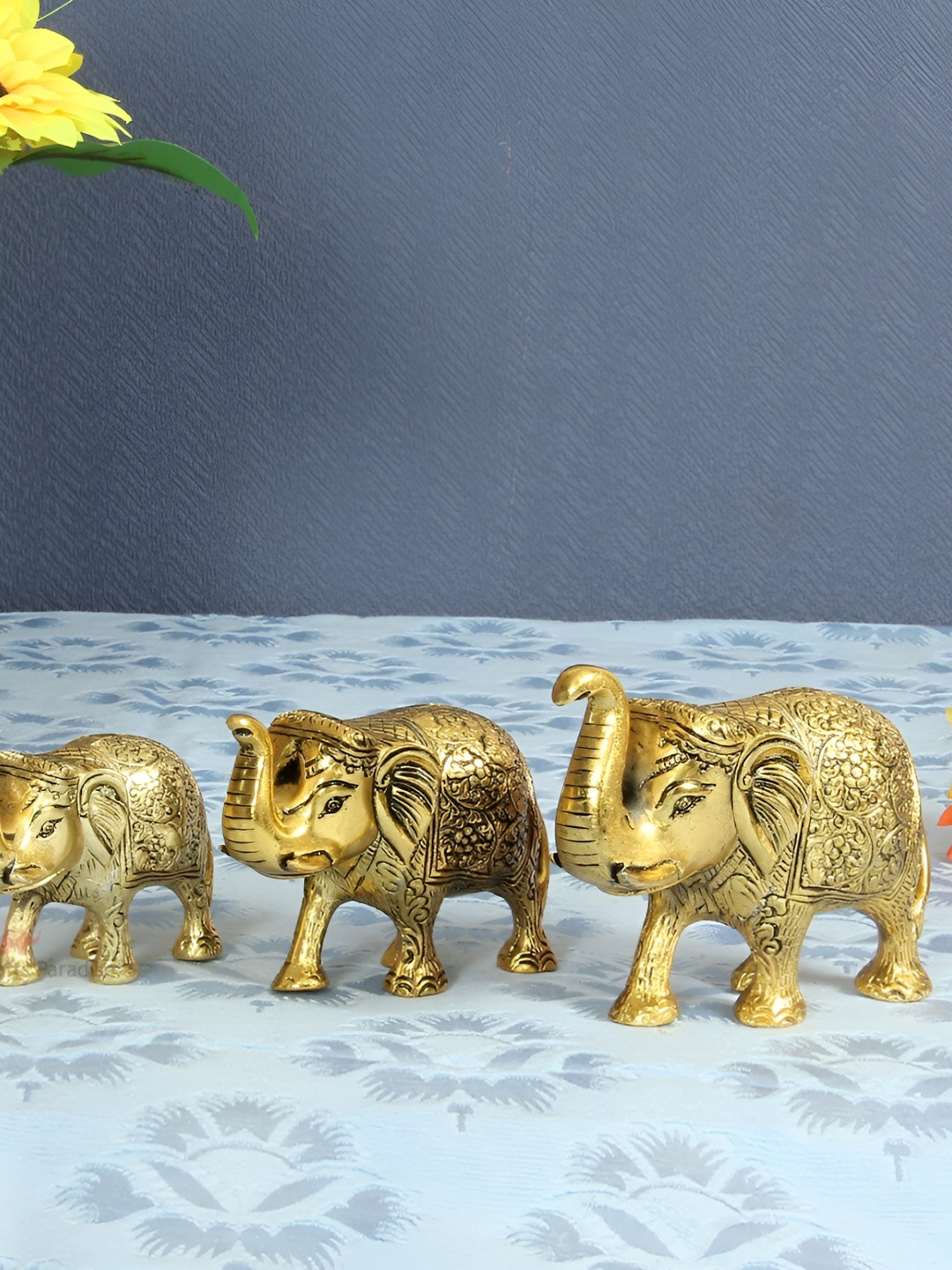 HANDICRAFTS PARADISE Elephant Gold Metal Metallic Living Room Set of 3 Small Showpieces - 1.7 Inches