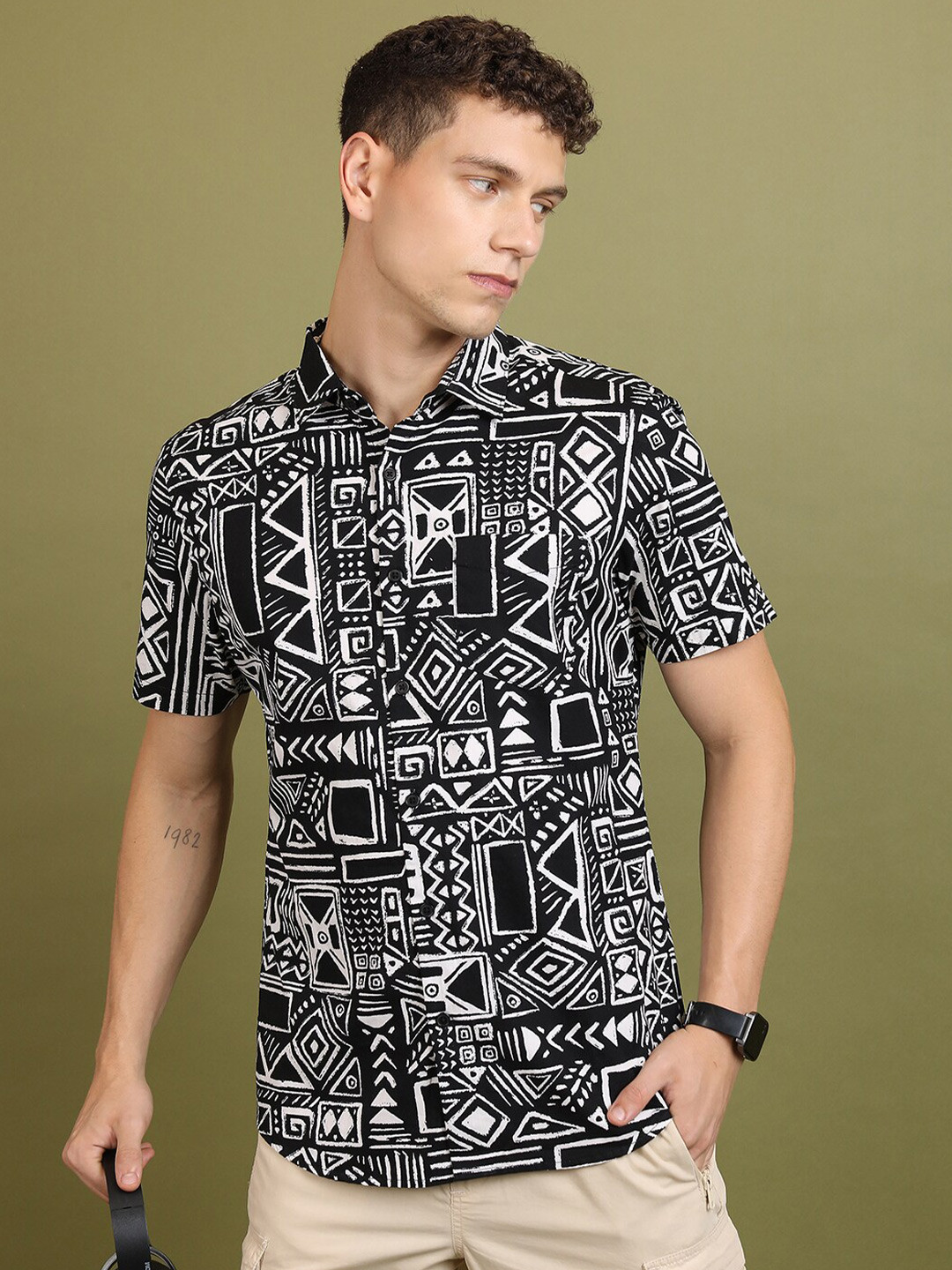 HIGHLANDER Slim Fit Conversationa Printed Casual Cotton Shirt