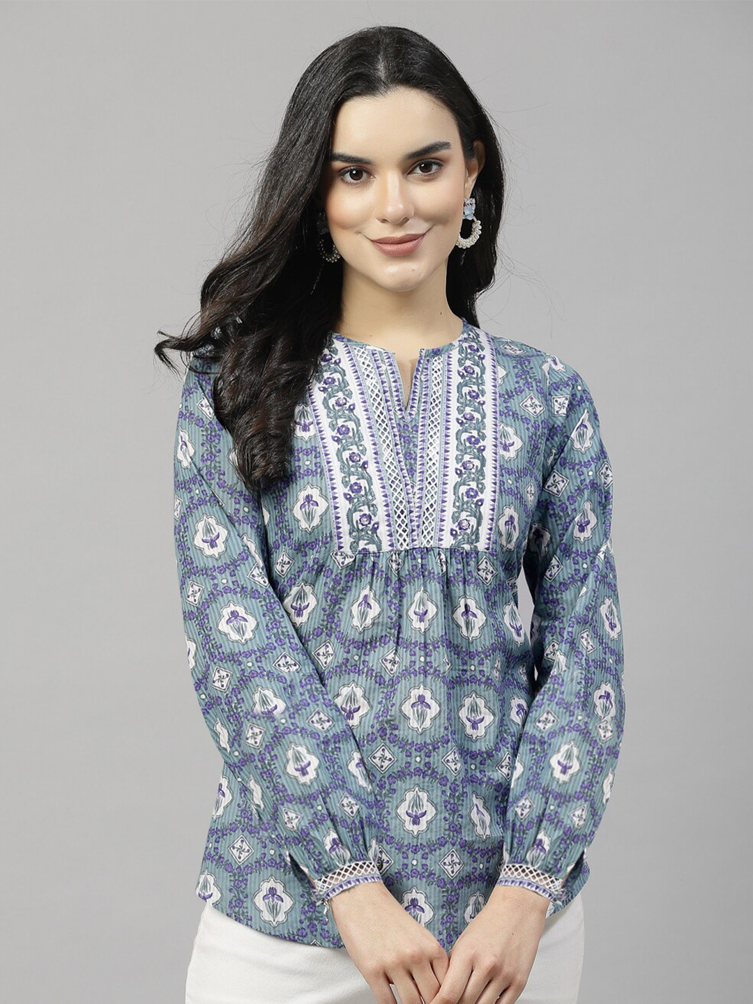 QOMN Ethnic Motifs Printed Mandarin Collar Cotton Top
