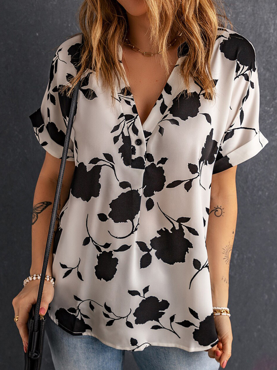 StyleCast White & Black Floral Printed Shirt Style Top
