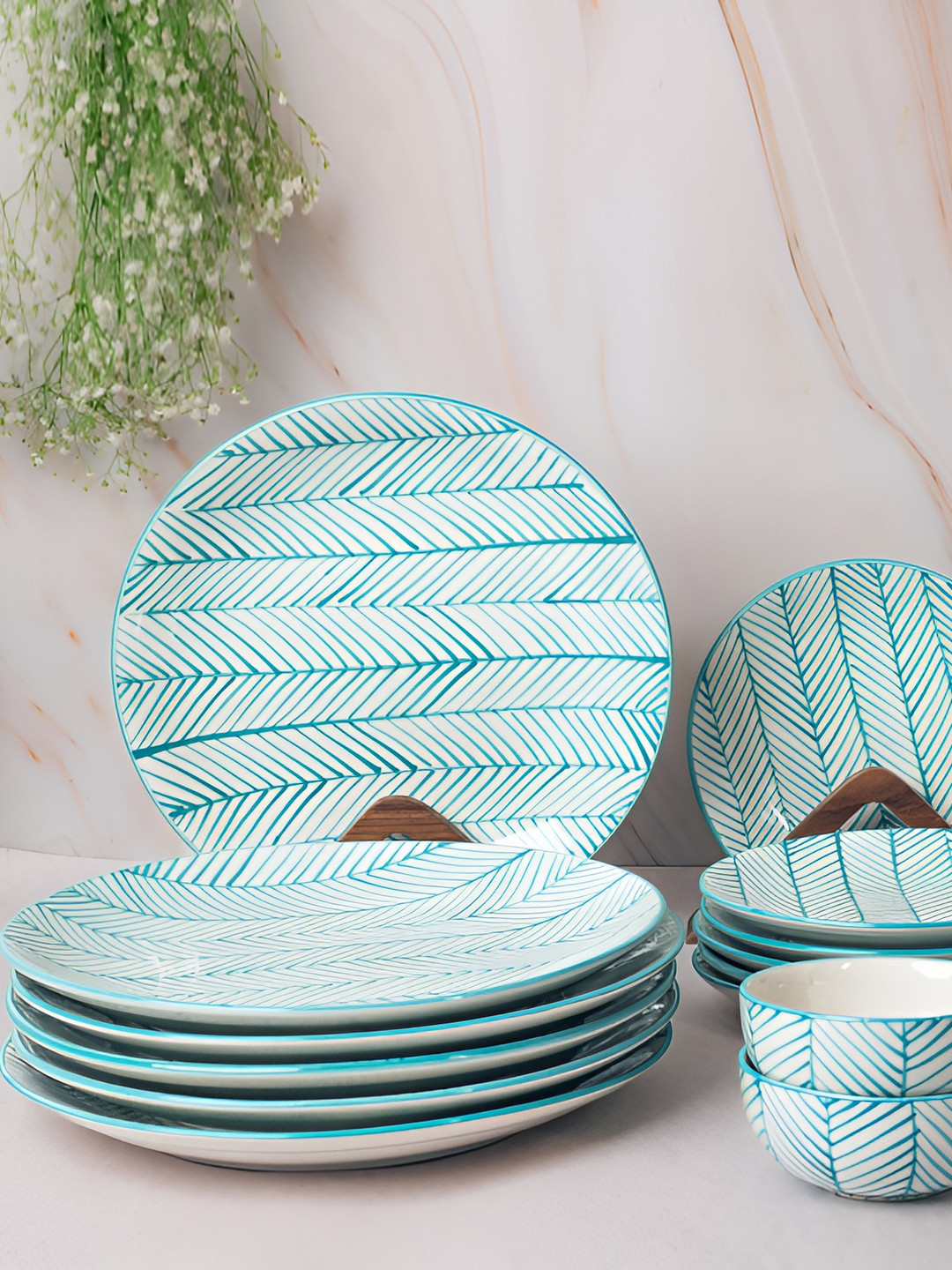 ARTYSTA BEAUTIFYING LIVES Green Leaf Ceramic Microwave Safe 21 Piece Dinner Set