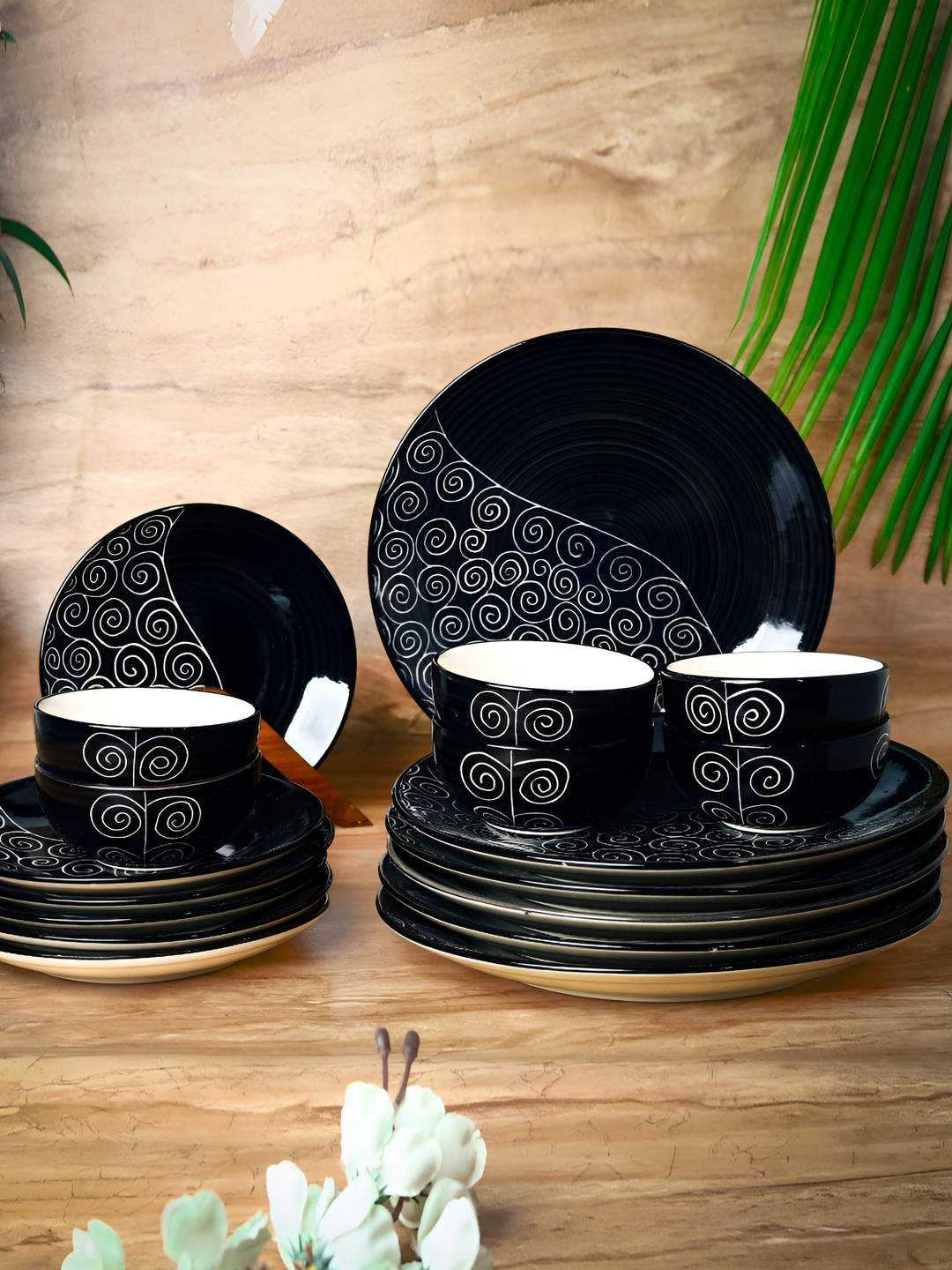 ARTYSTA BEAUTIFYING LIVES Black Geometric Ceramic Microwave Safe 18 Piece Dinner Set