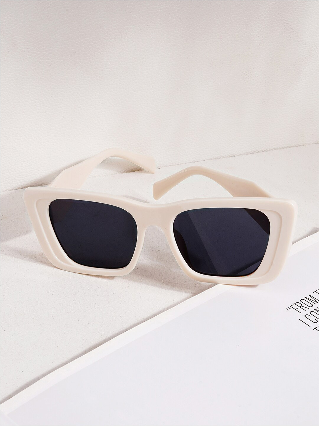 JOKER & WITCH Women Butterfly Sunglasses JWSG40