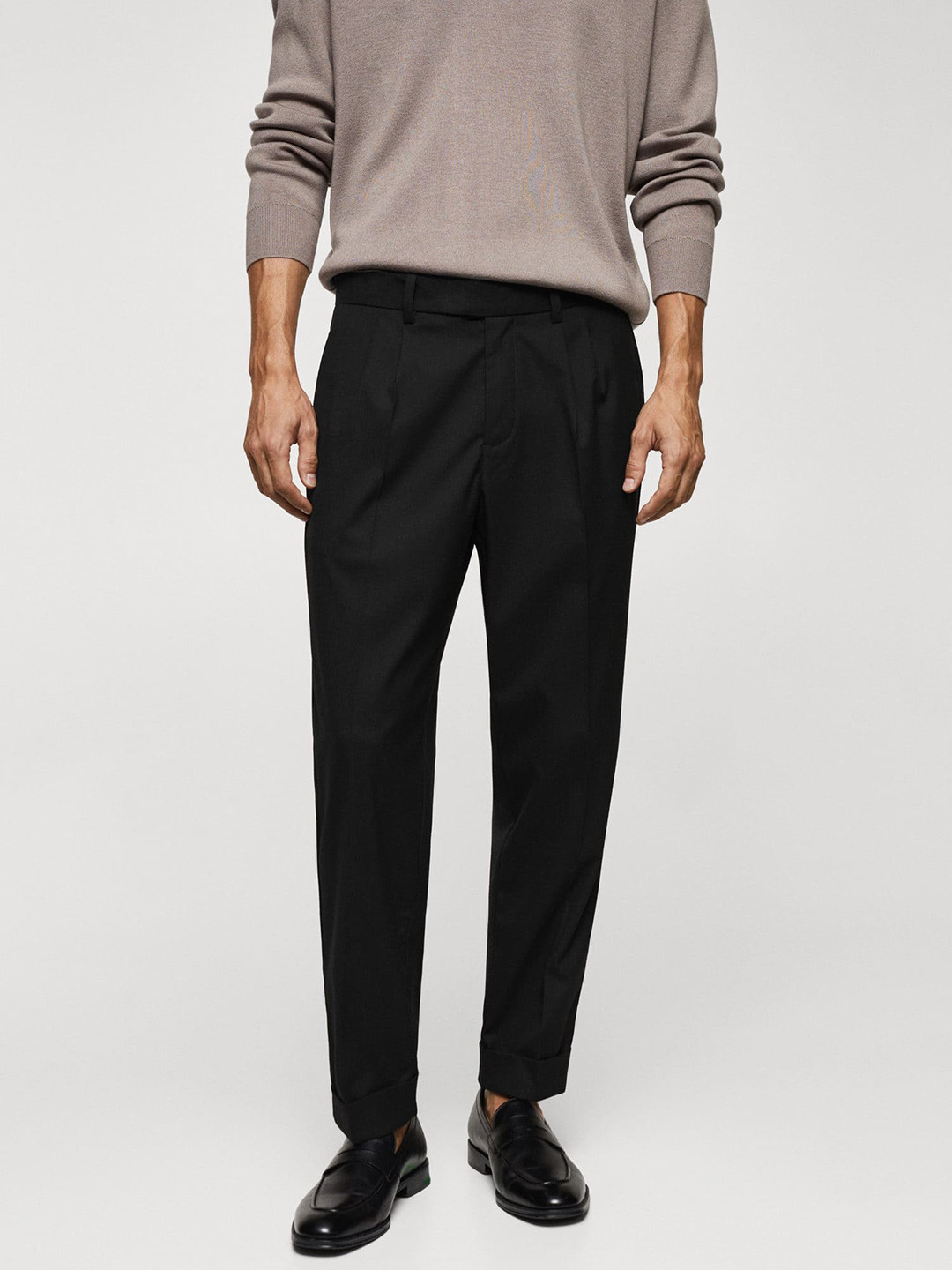 MANGO MAN Slim Fit Pleated Under Cuffed Trousers