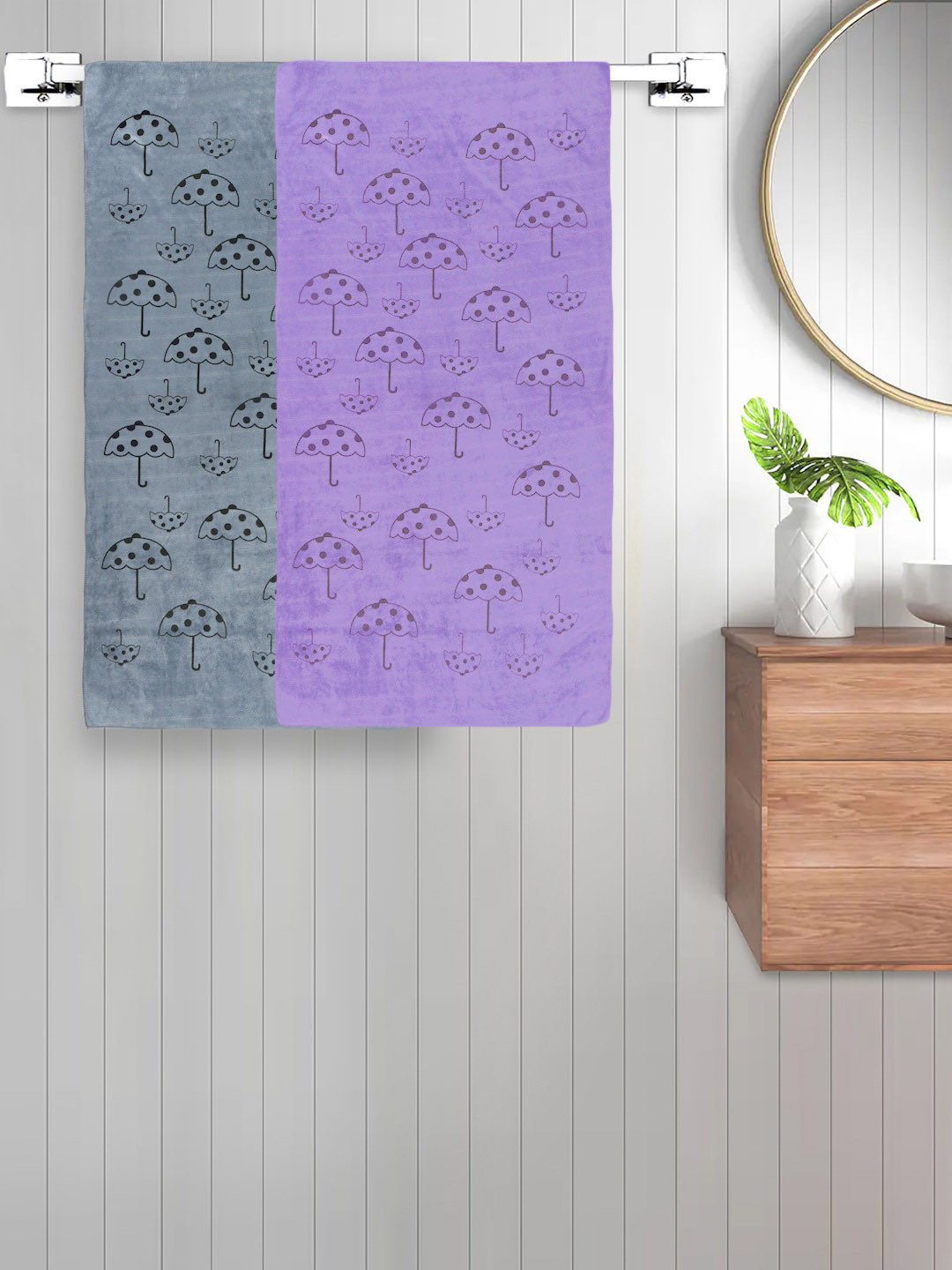 FABINALIV Set of 2 Lavender & Grey Abstract Printed 420 GSM Cotton Bath Towels