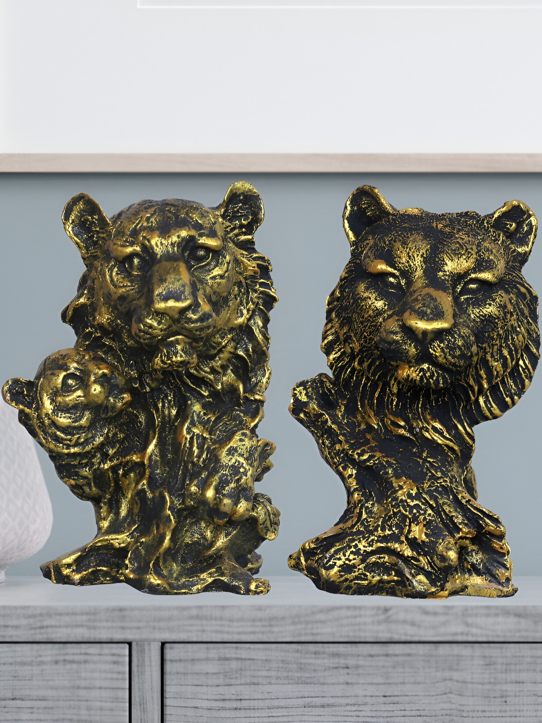 GW CREATIONS Lion Copper Polyresin Natural Living Room Hand-Crafted Set of 2 Small Showpieces - 5.9 Inches