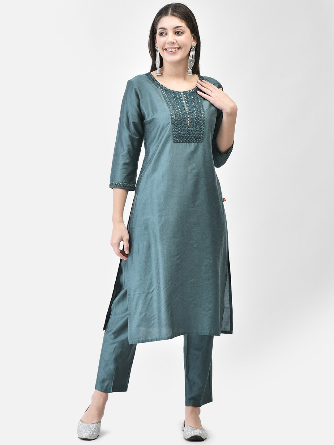 Span Straight Kurta With Trousers