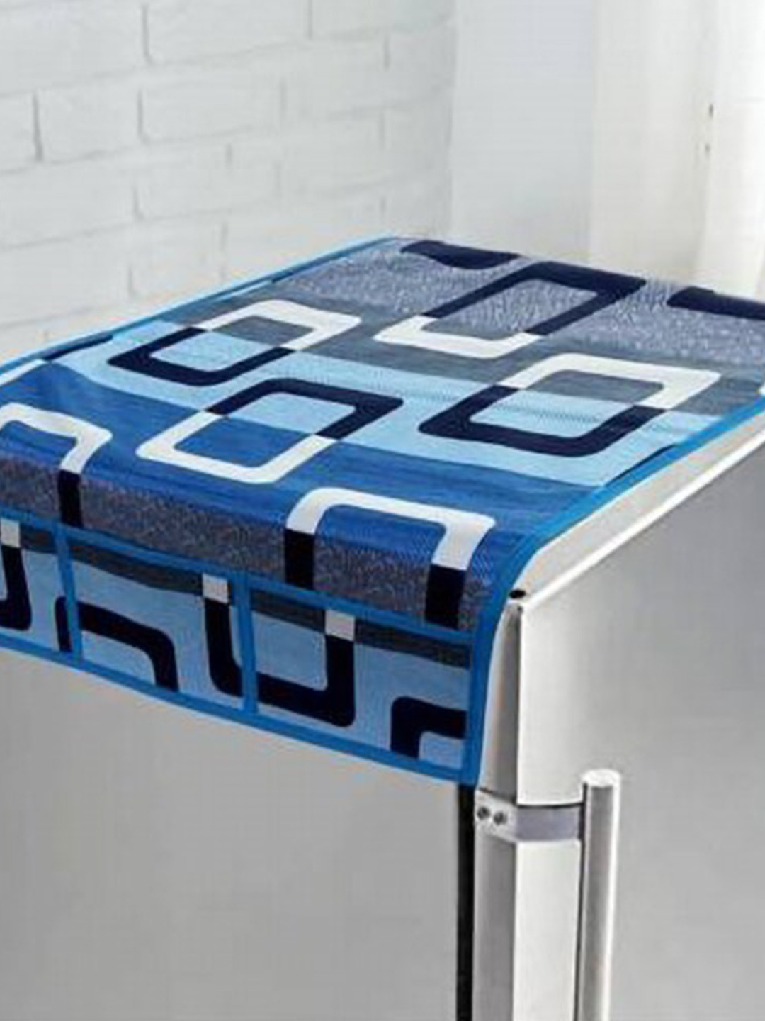 Dakshya Industries Blue & White Printed Wrinkle Free Refrigerator covers
