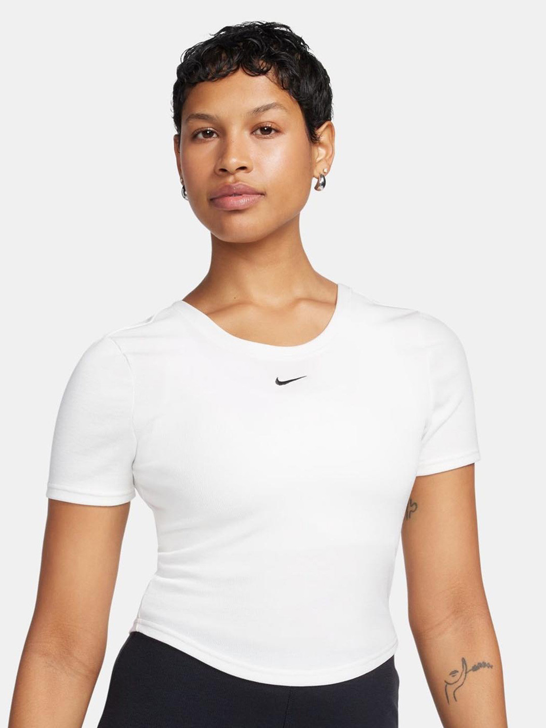 Nike Sportswear Chill Knit Tight Scoop-Back Short-Sleeve Mini-Rib Top