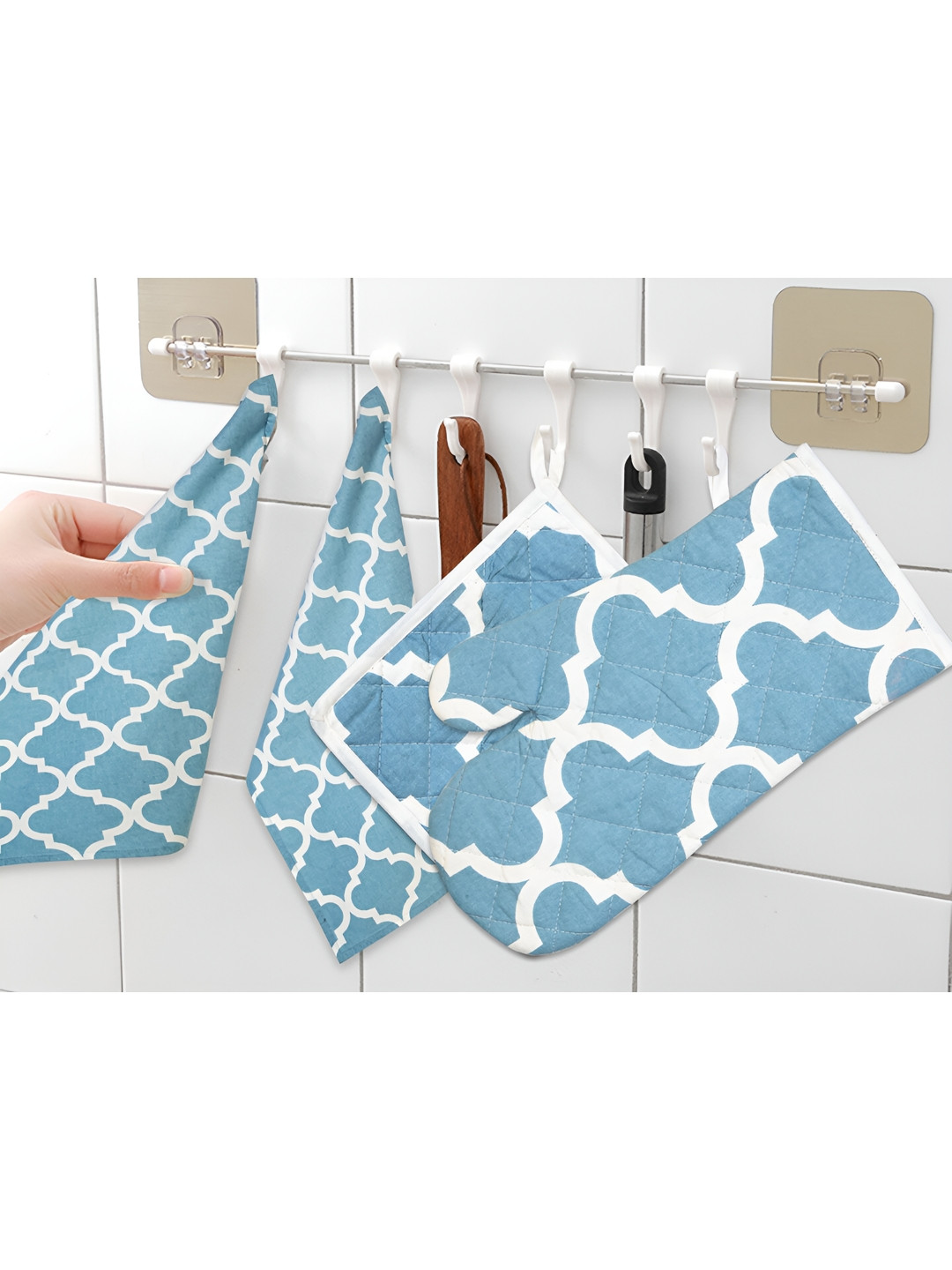 Texstylers Blue 4 Pieces Printed Cotton Kitchen Linen Sets