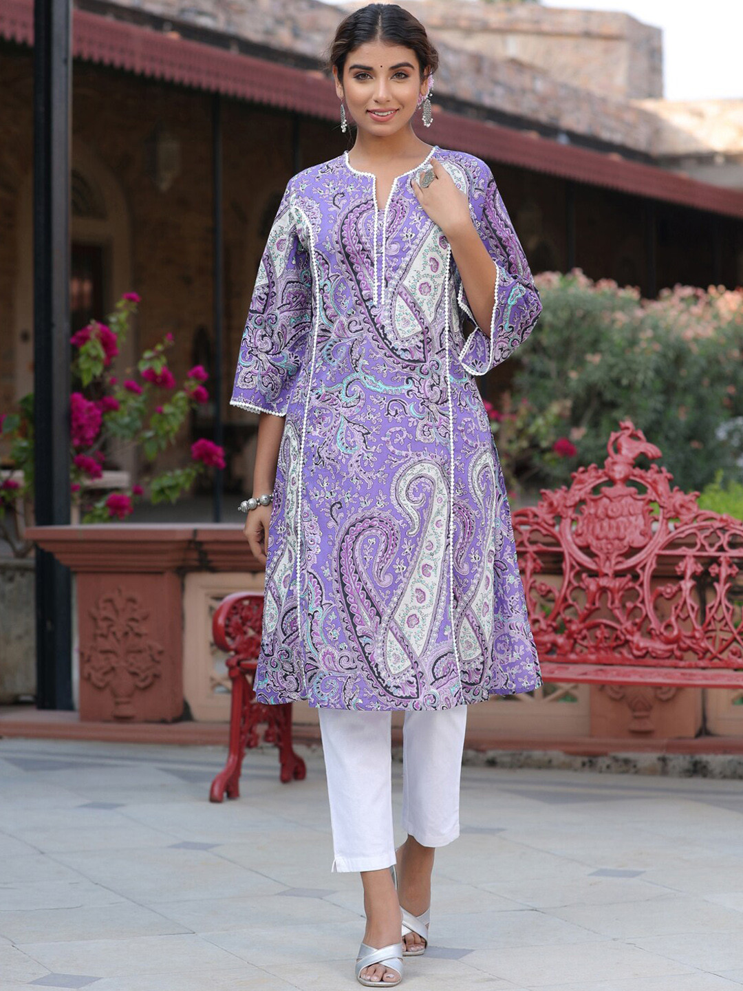 Rain & Rainbow Paisley Printed Notched Neck A Line Kurta