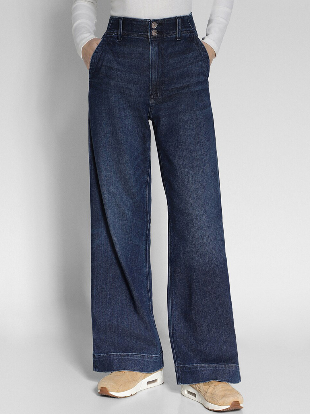 AMERICAN EAGLE OUTFITTERS Women High-Waisted Baggy Wide Leg Clean Look Stretchable Jeans