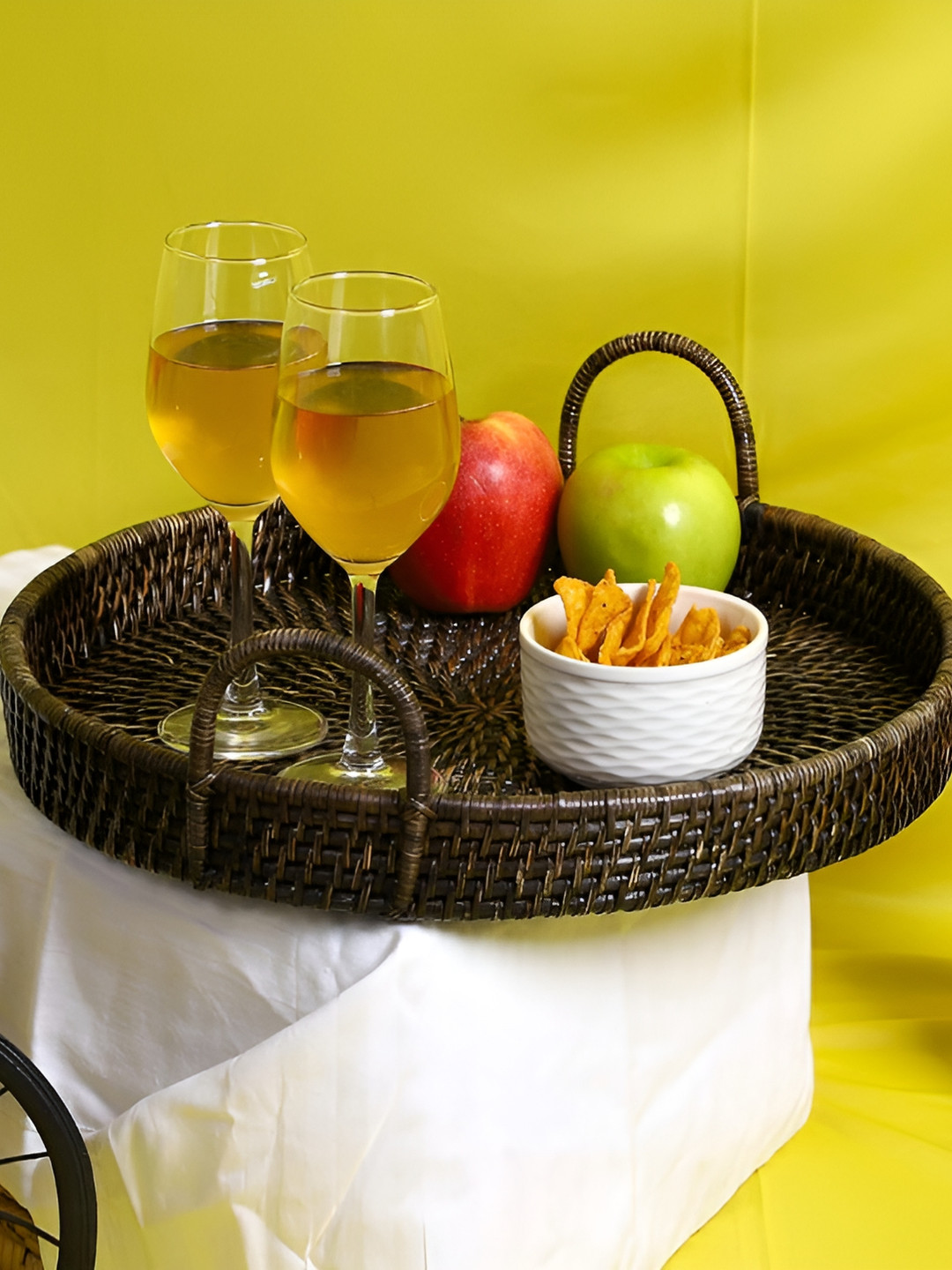 akway Wicker Black Round Wooden Serving Tray